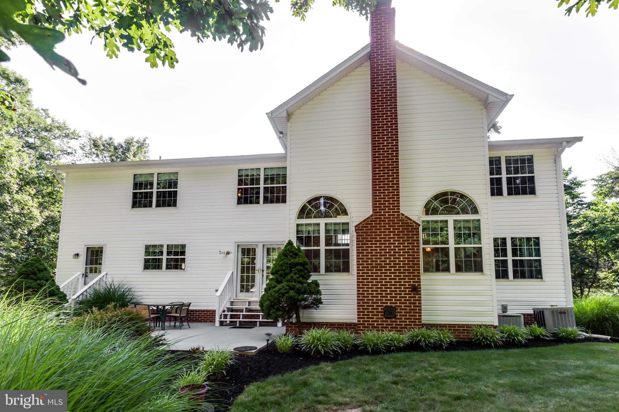 BERRY HILL MANOR - Residential