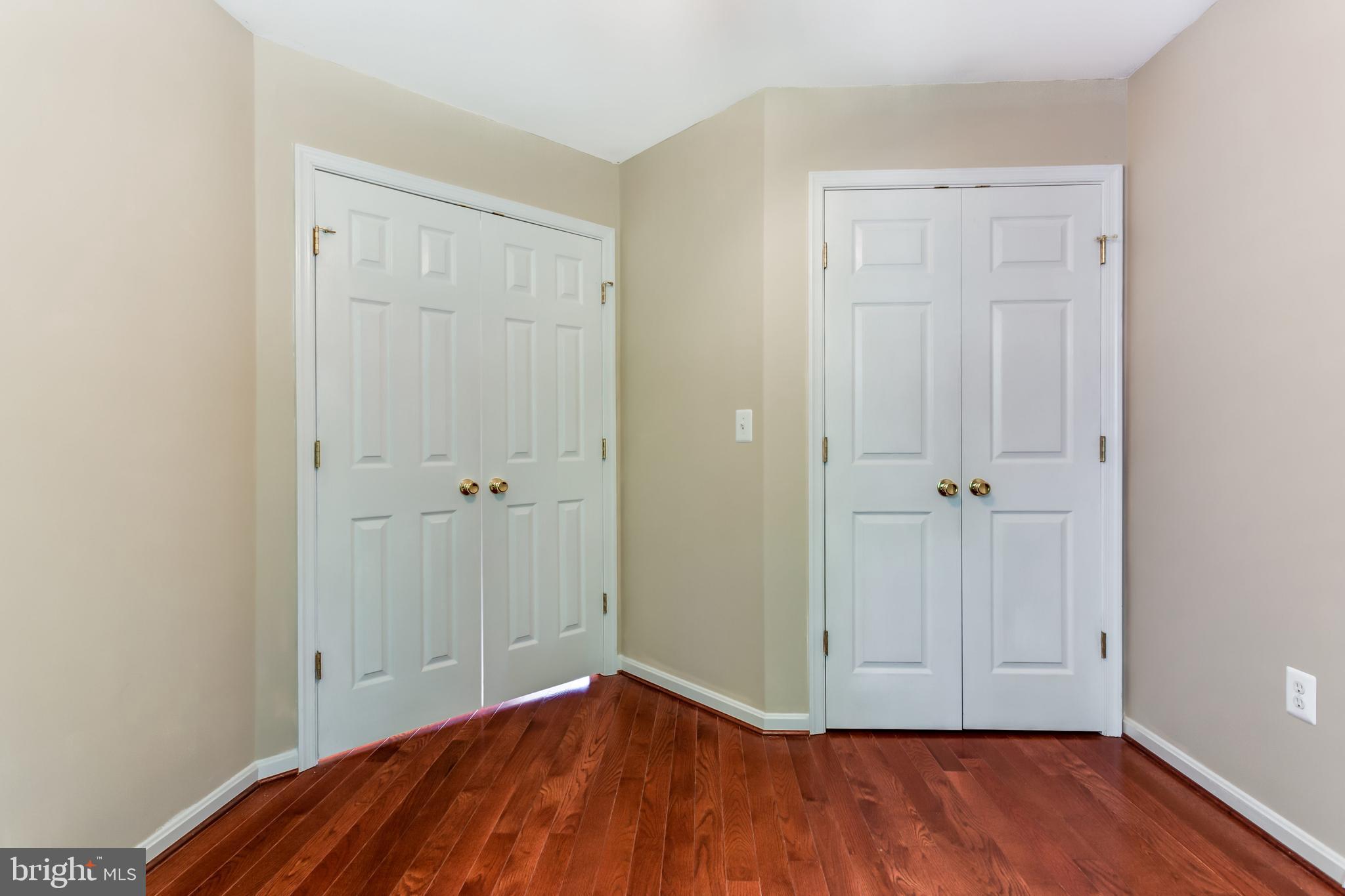 BERRY HILL MANOR - Residential