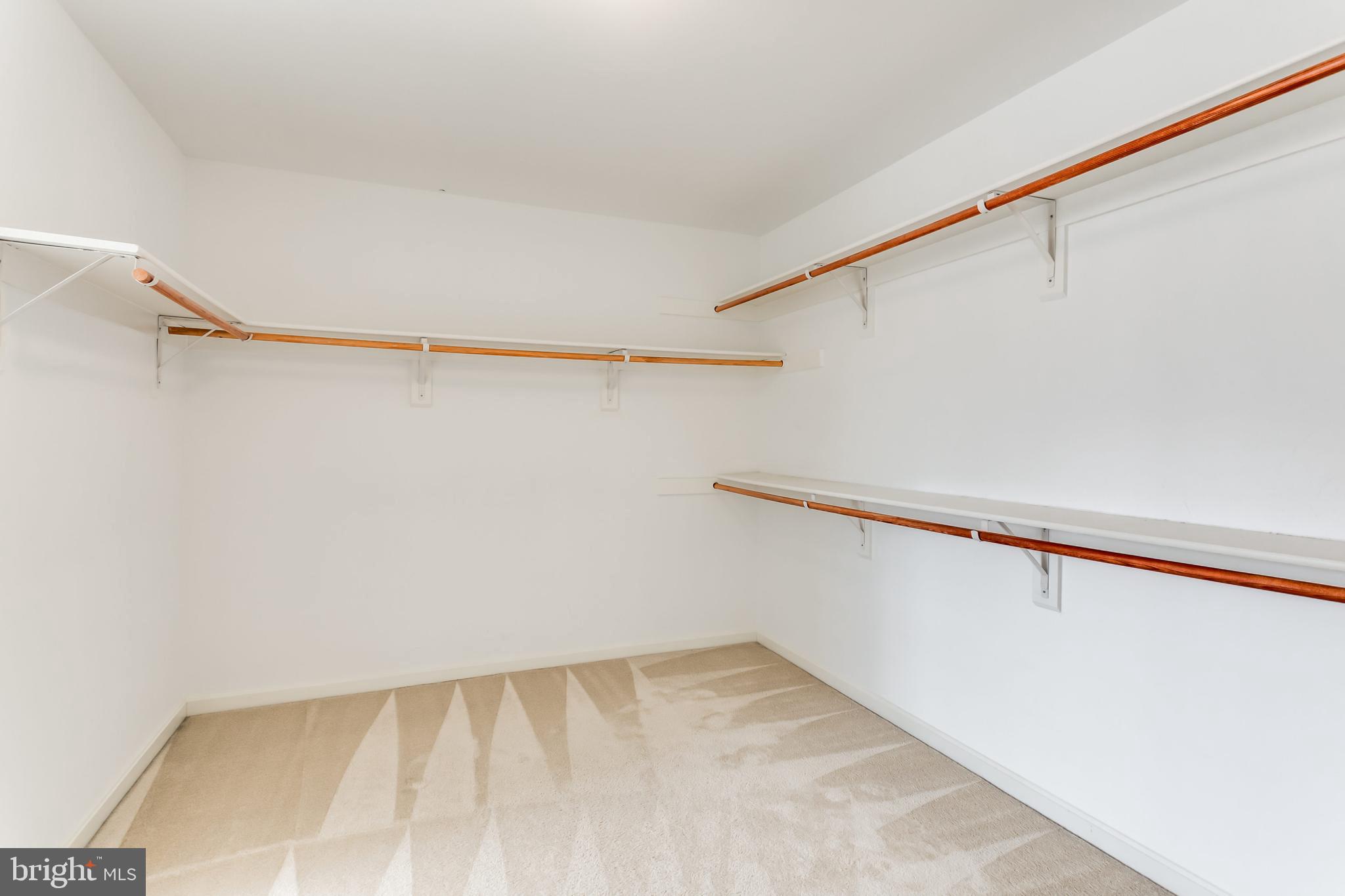 BERRY HILL MANOR - Residential