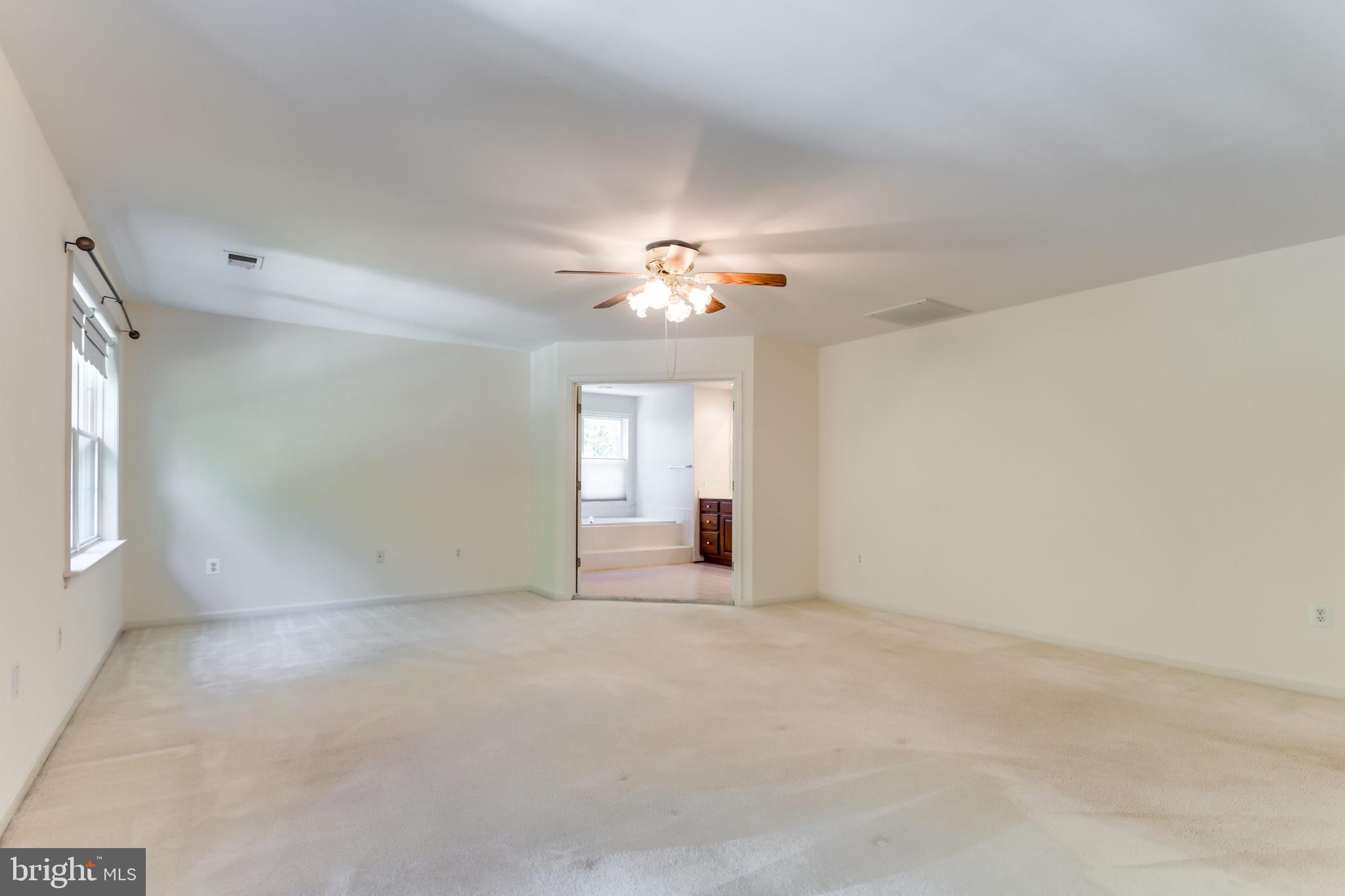 BERRY HILL MANOR - Residential