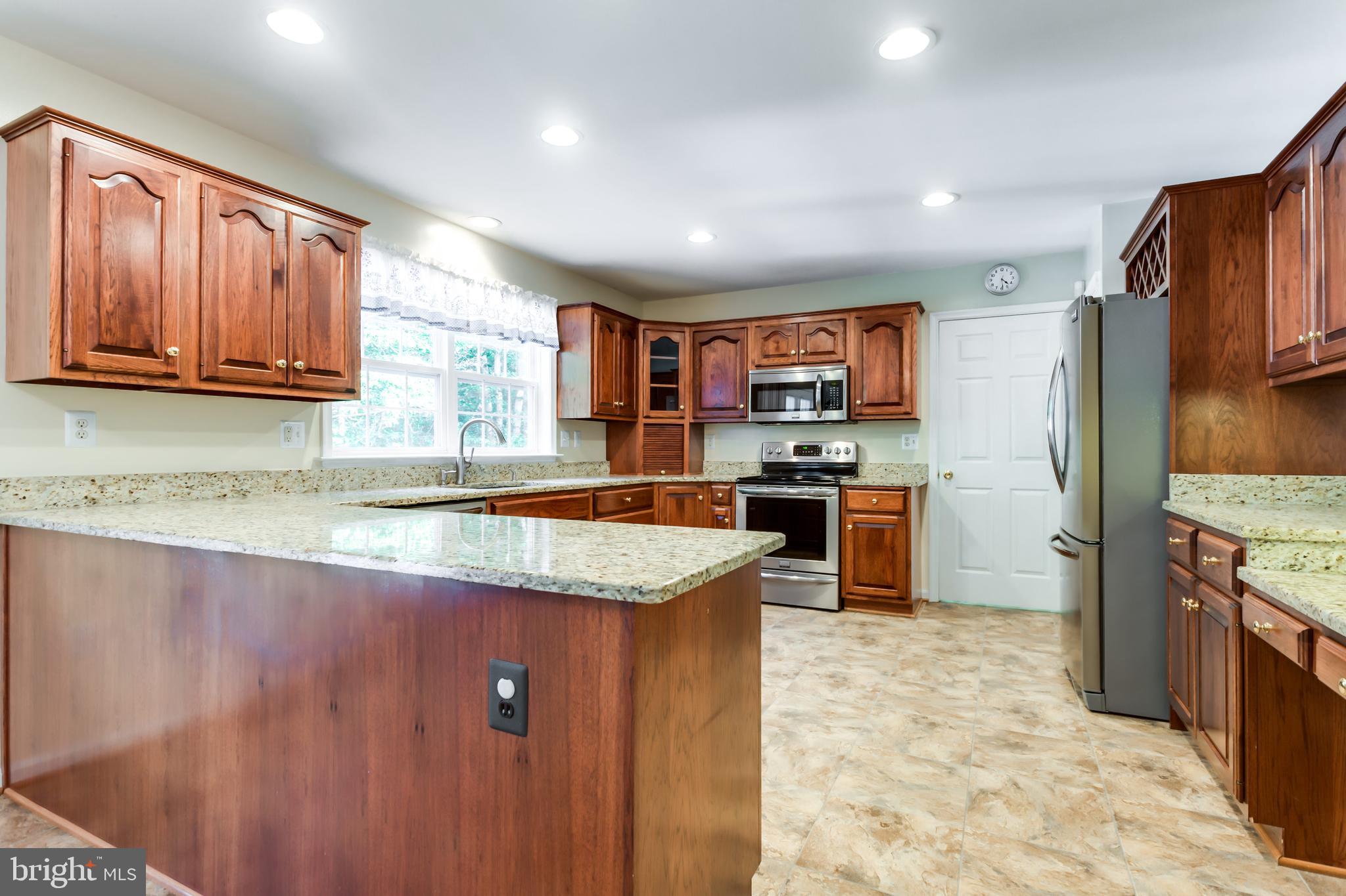 BERRY HILL MANOR - Residential