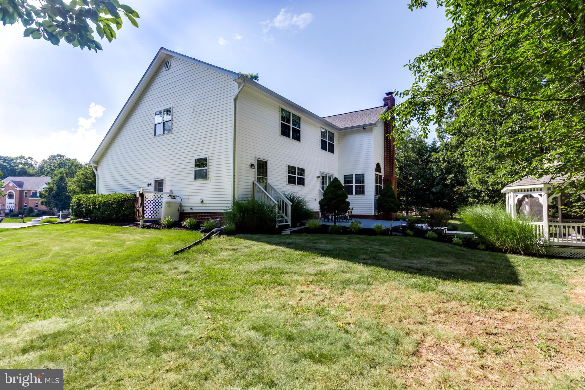 BERRY HILL MANOR - Residential