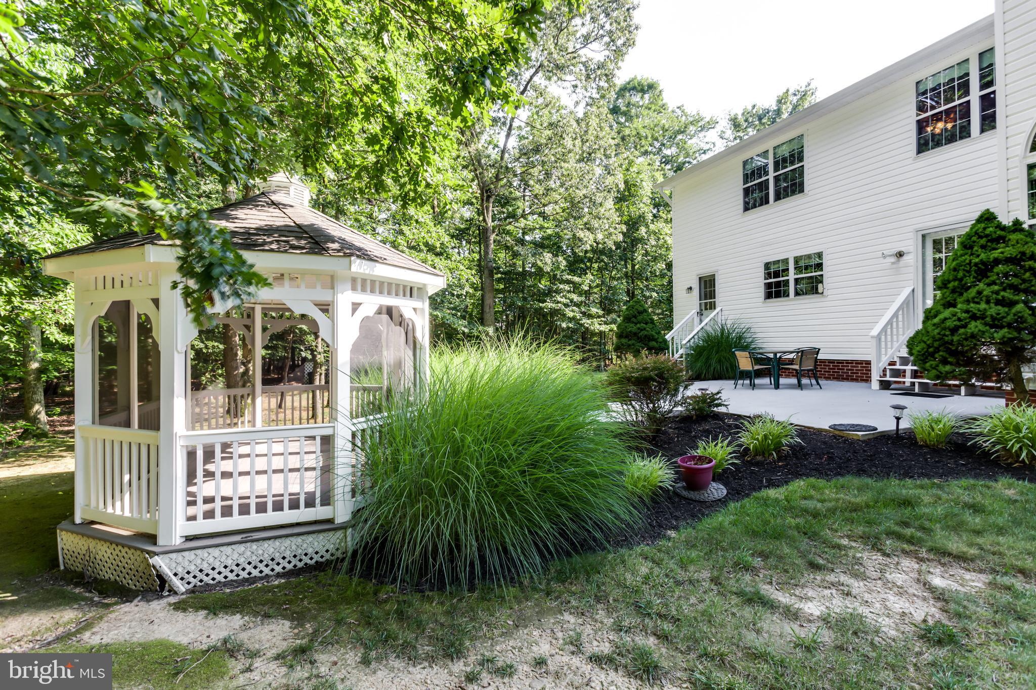 BERRY HILL MANOR - Residential