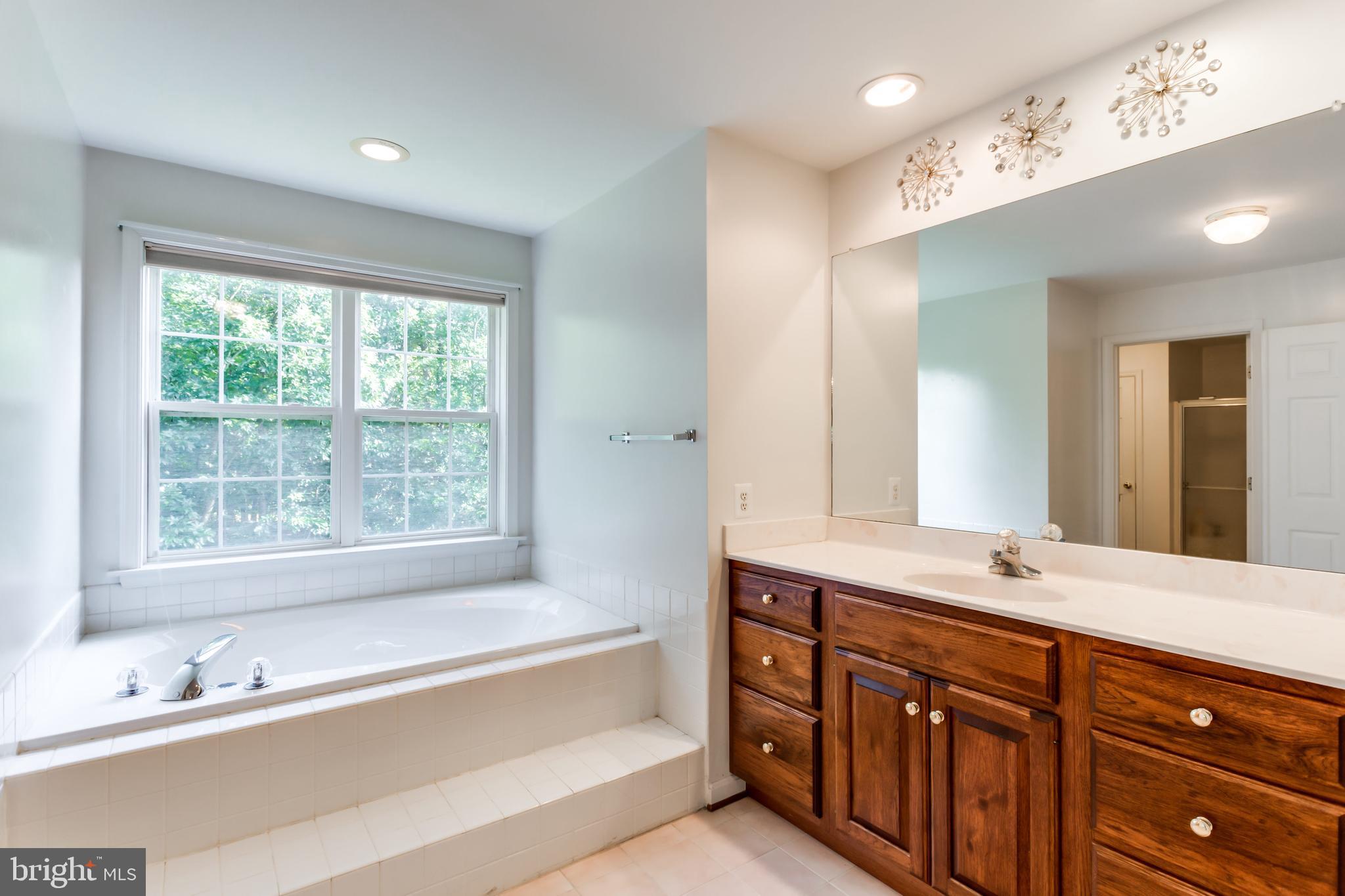 BERRY HILL MANOR - Residential