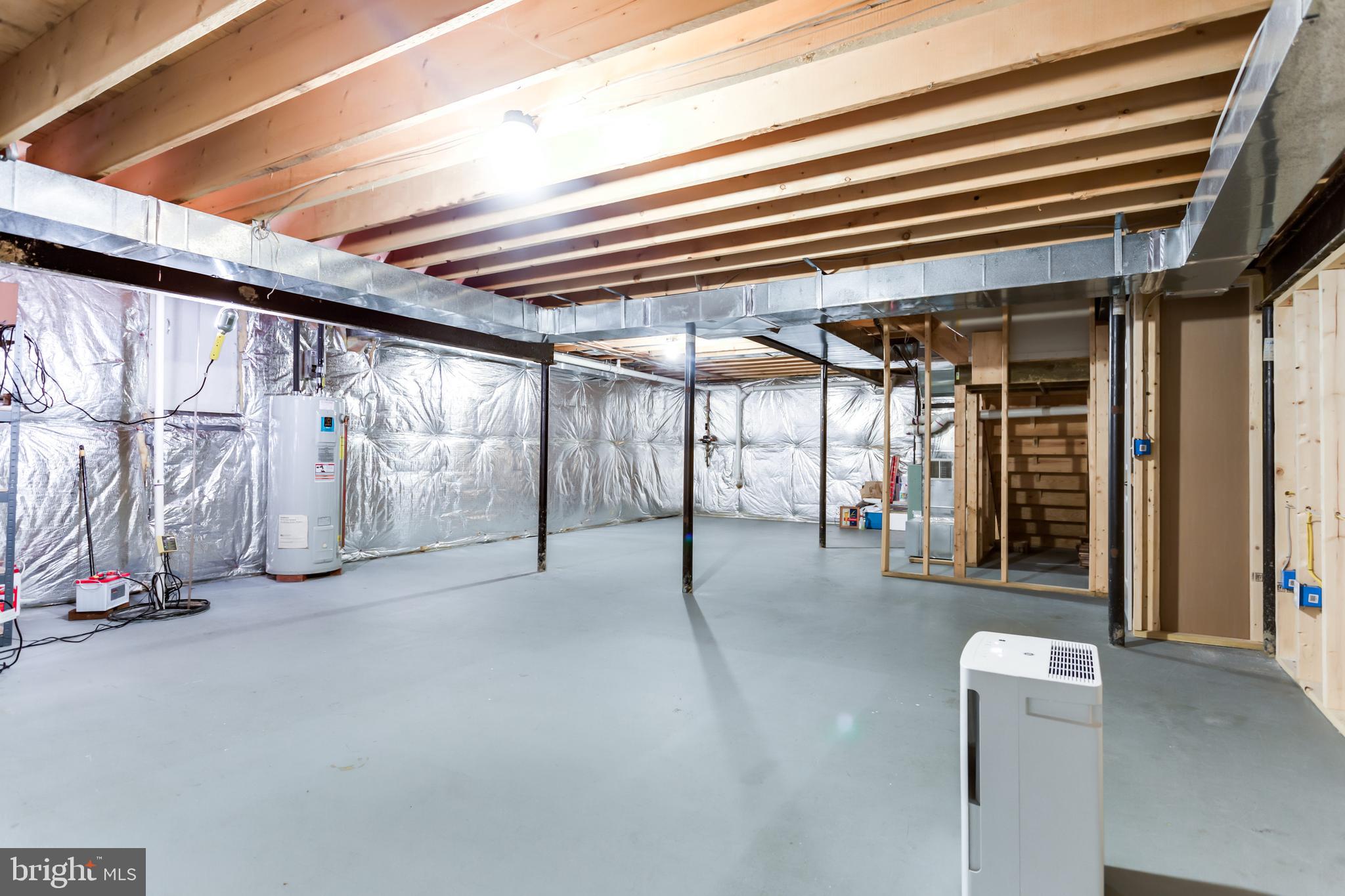 BERRY HILL MANOR - Residential