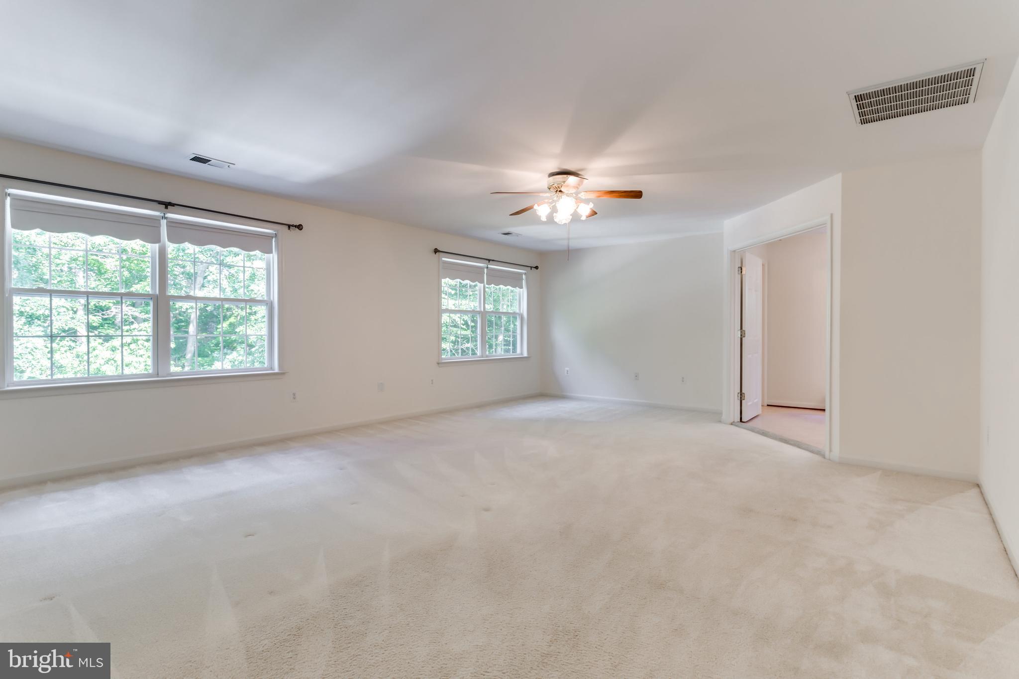 BERRY HILL MANOR - Residential