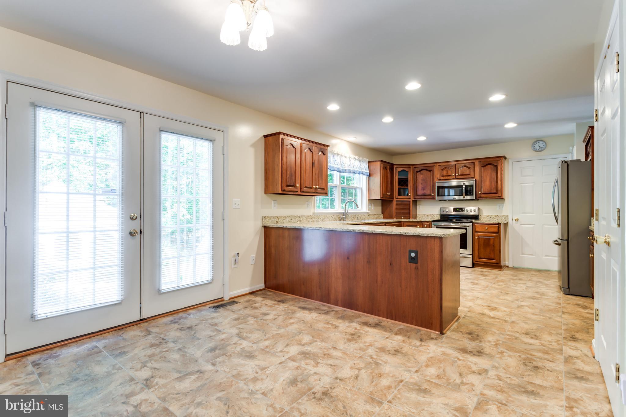 BERRY HILL MANOR - Residential