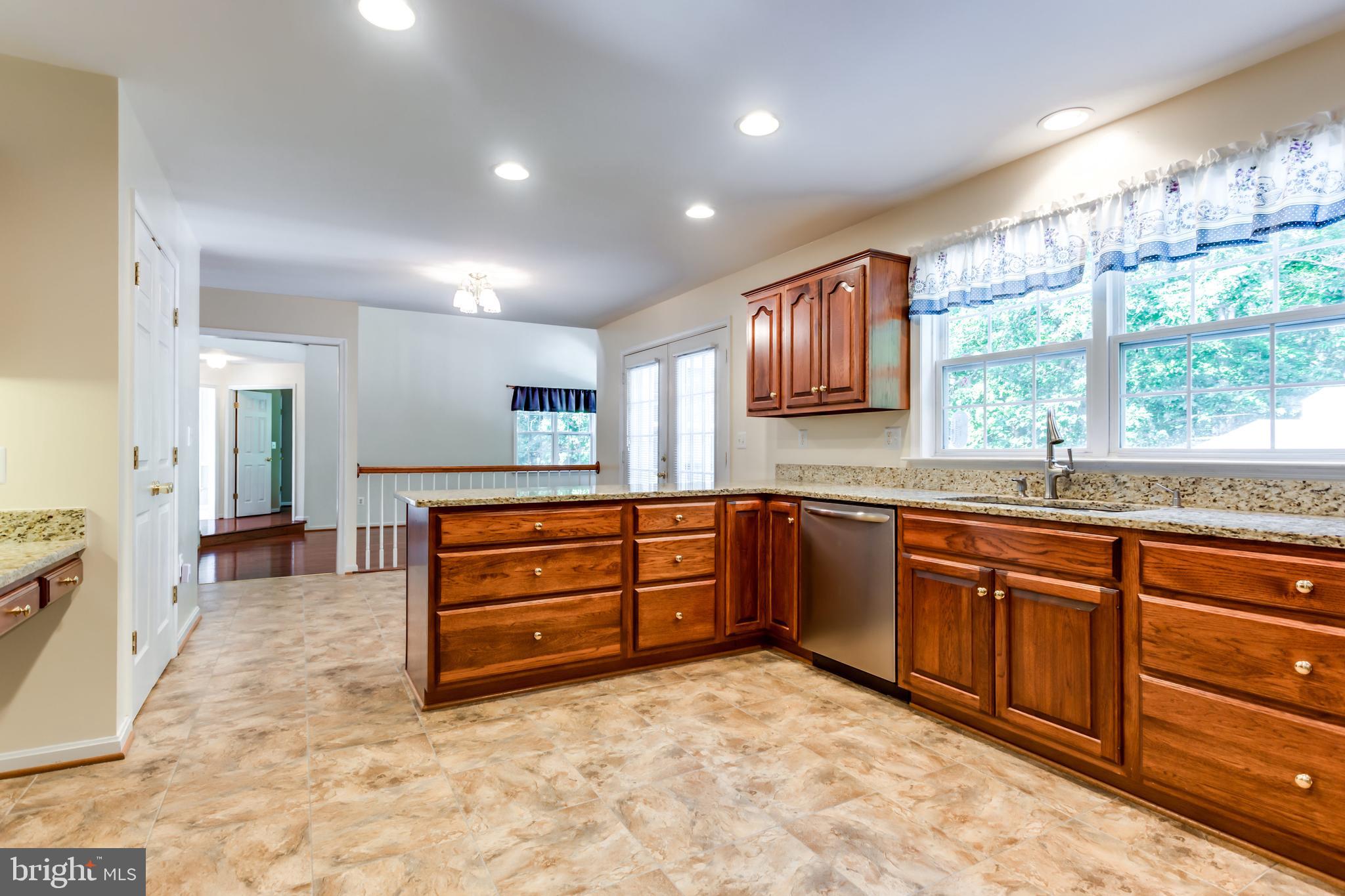 BERRY HILL MANOR - Residential