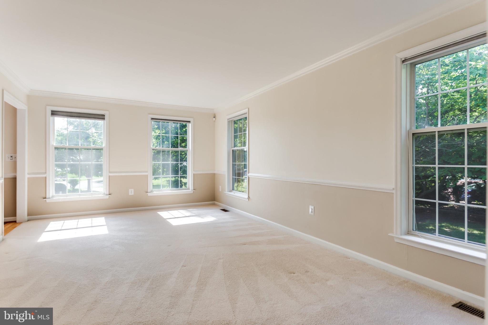 BERRY HILL MANOR - Residential