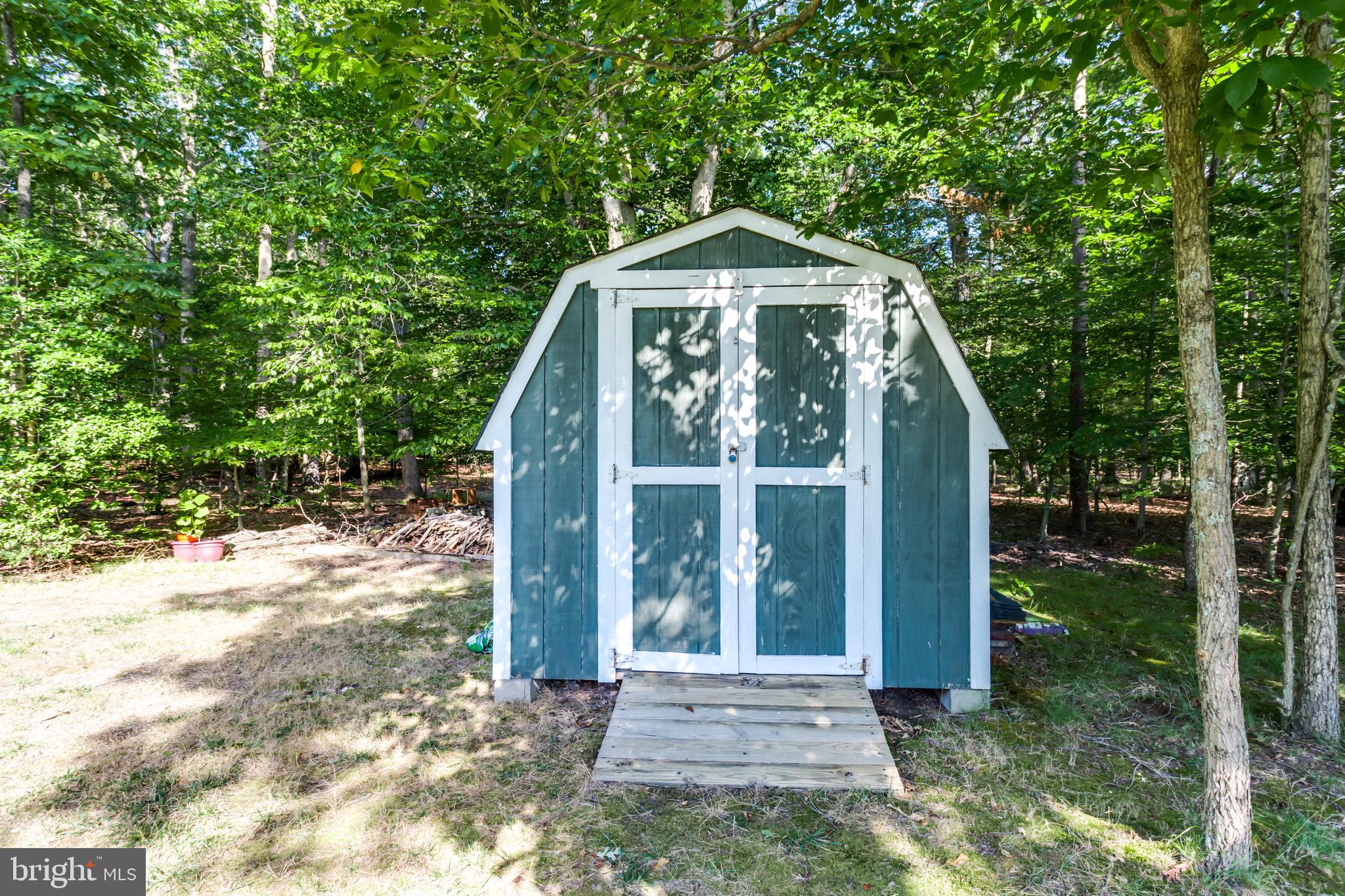 BERRY HILL MANOR - Residential