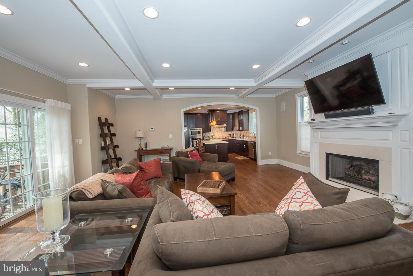 ASHWOOD MANOR - Residential