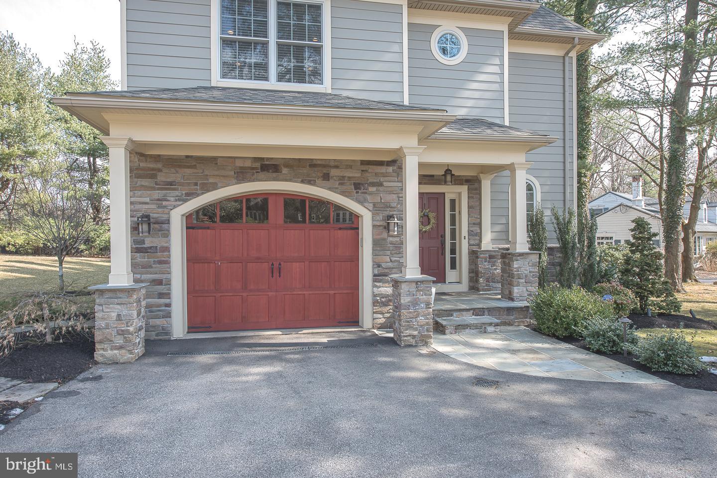 ASHWOOD MANOR - Residential