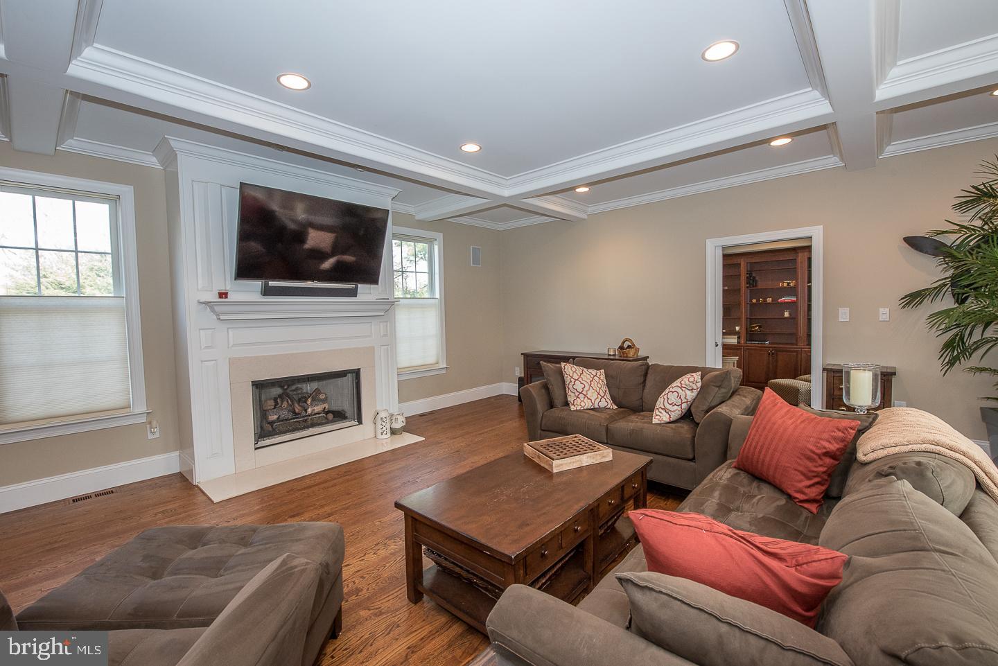 ASHWOOD MANOR - Residential