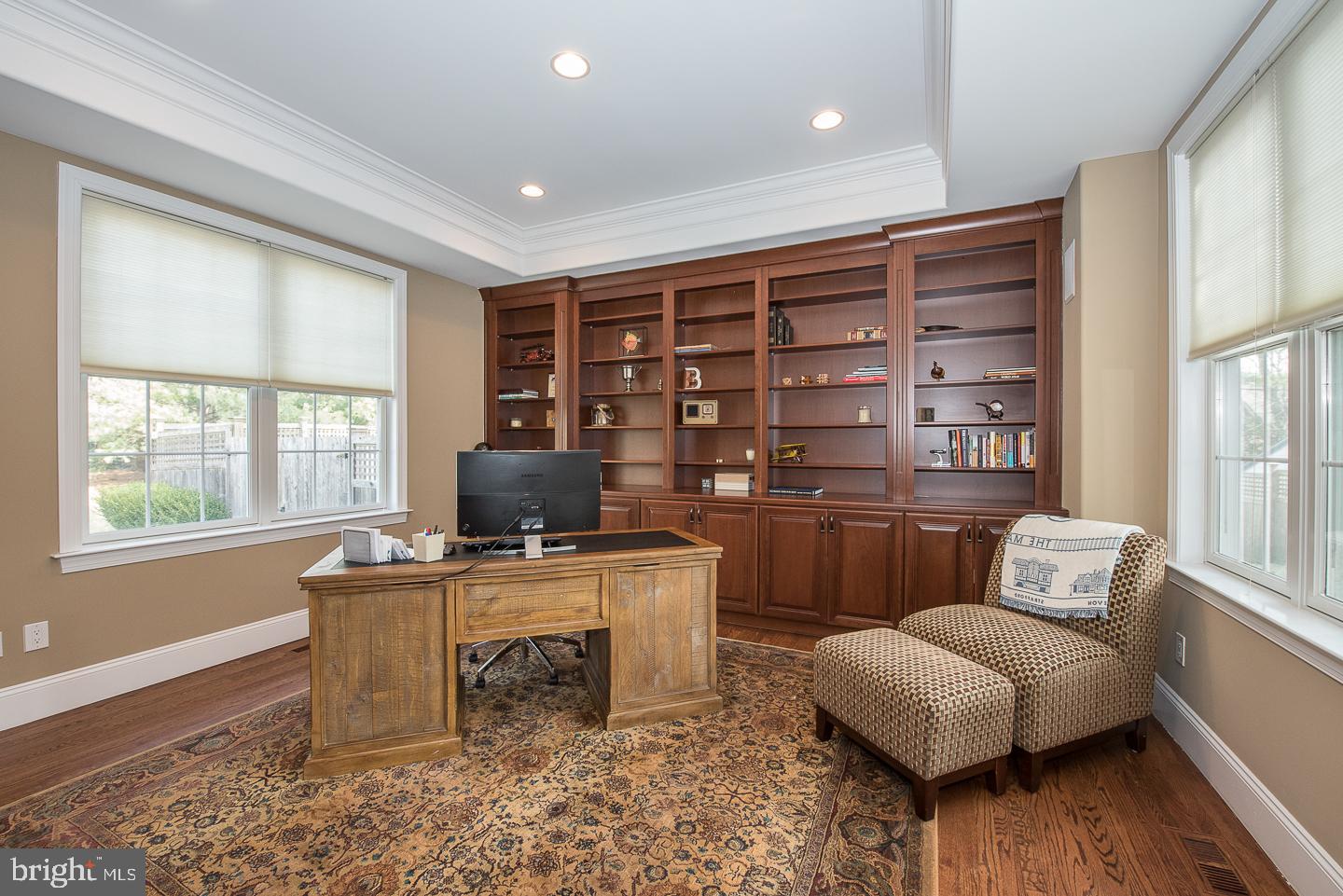 ASHWOOD MANOR - Residential