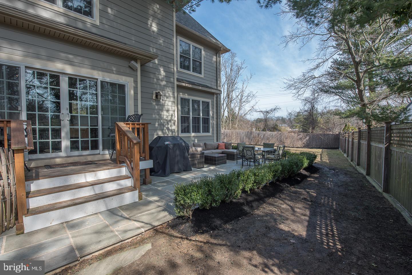 ASHWOOD MANOR - Residential