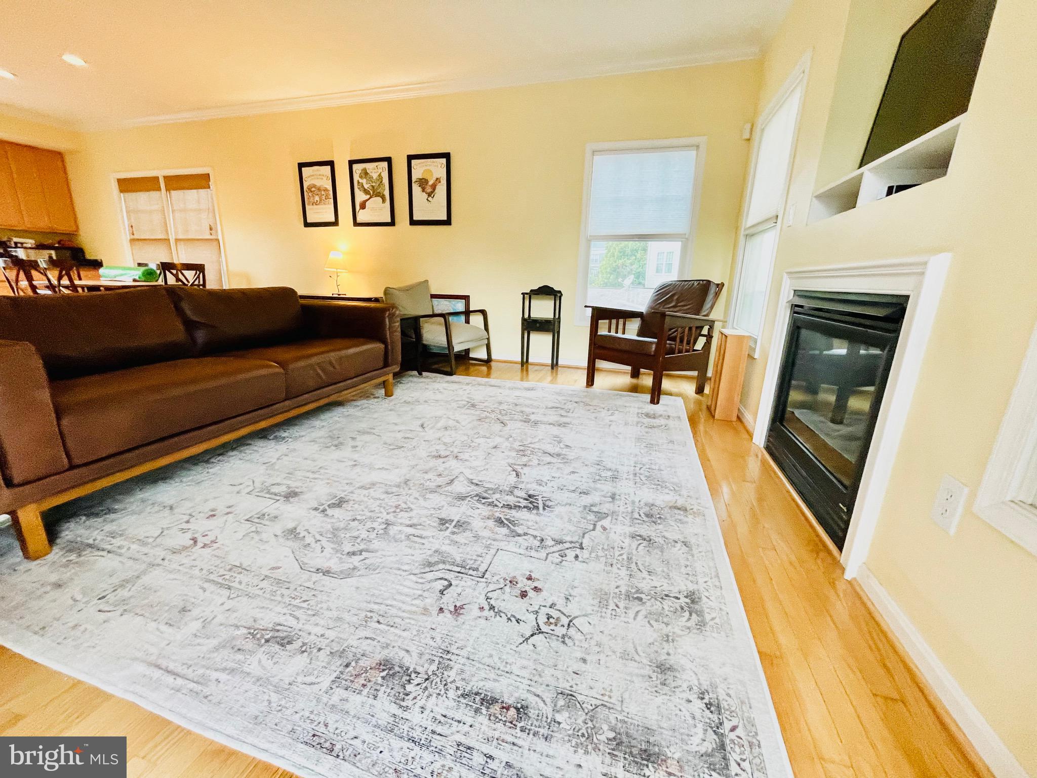 LAKELANDS - Residential Lease