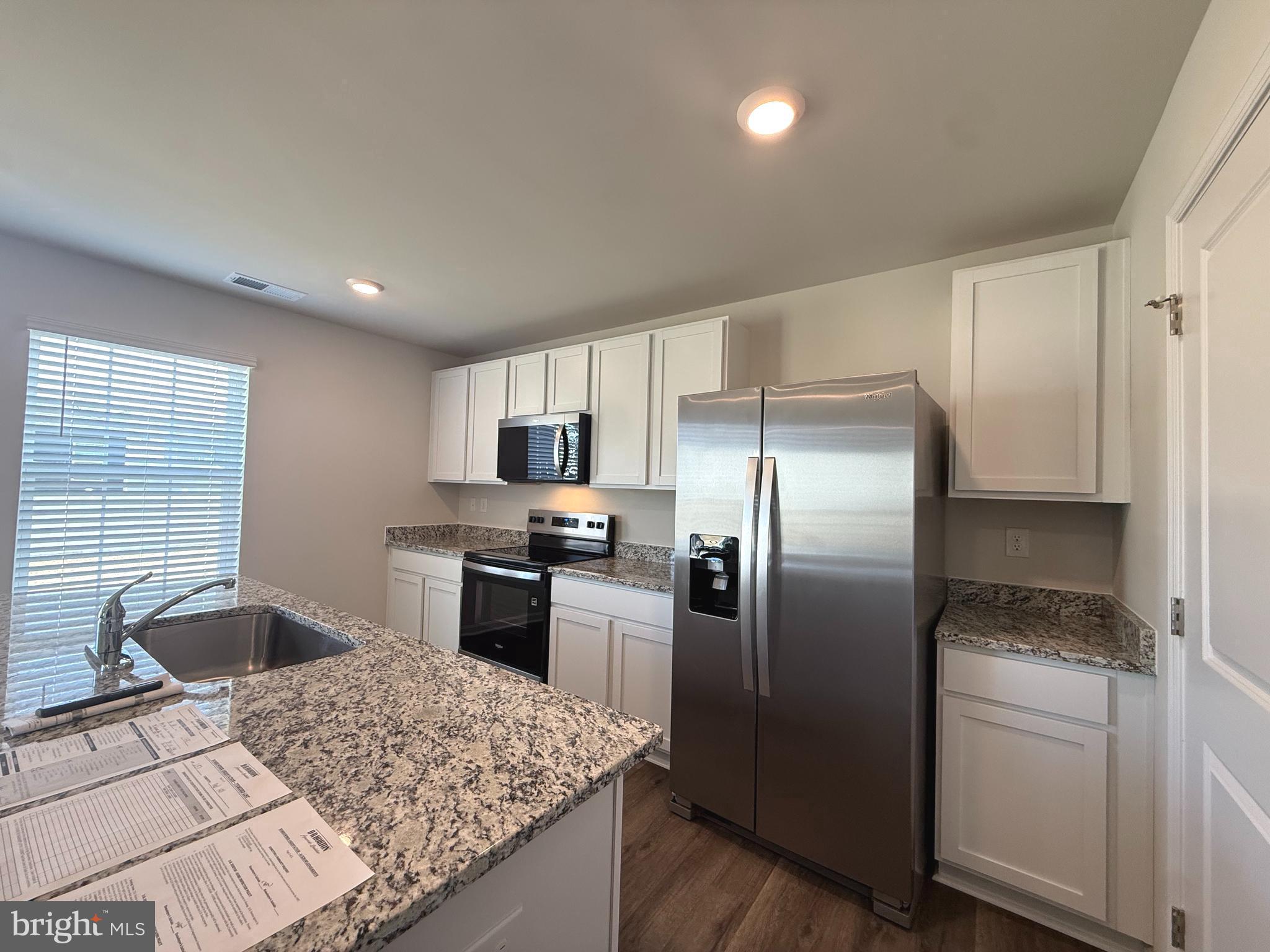 RED HILL - Residential Lease