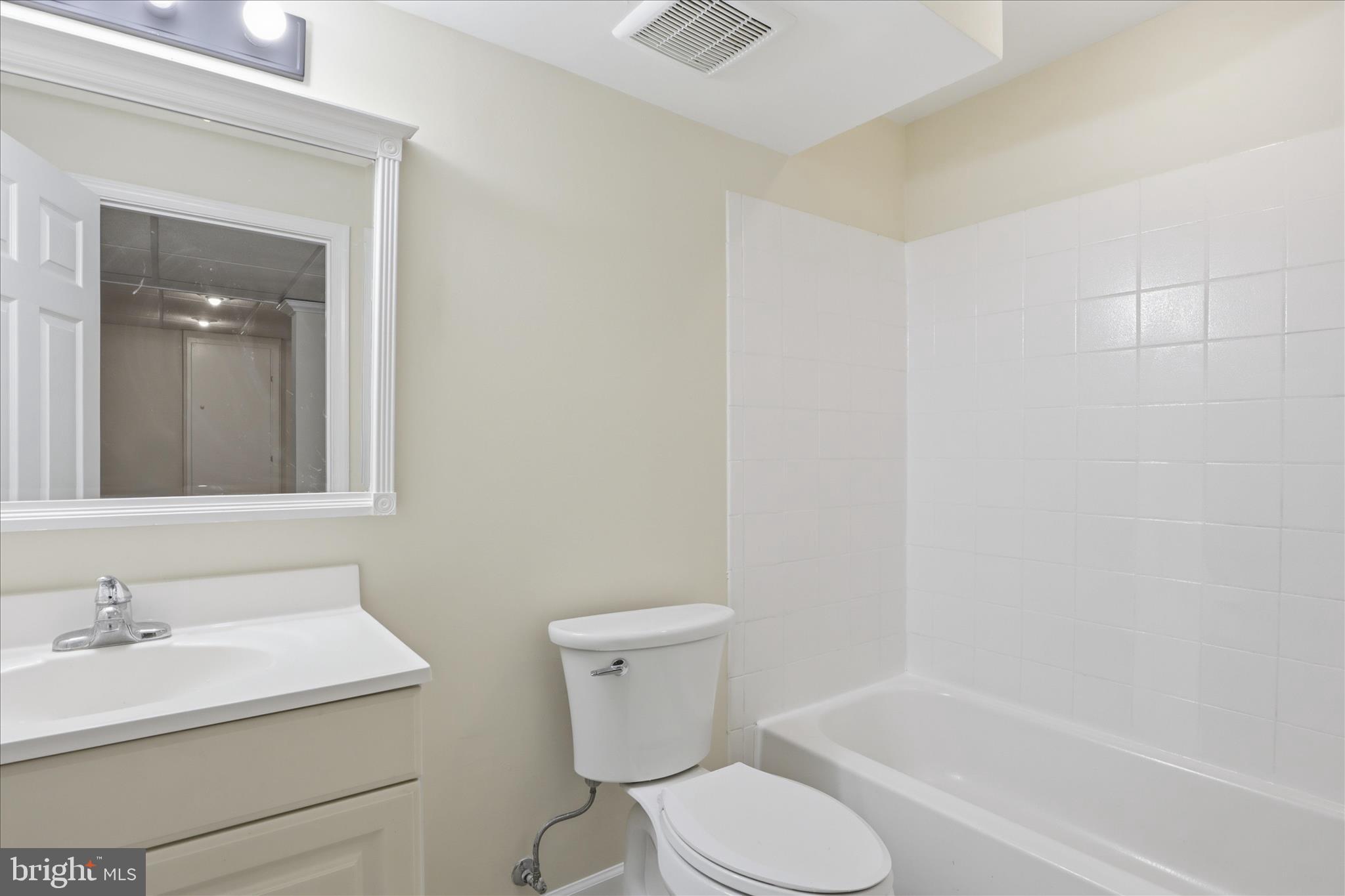 GOSHEN VILLAGE - Residential