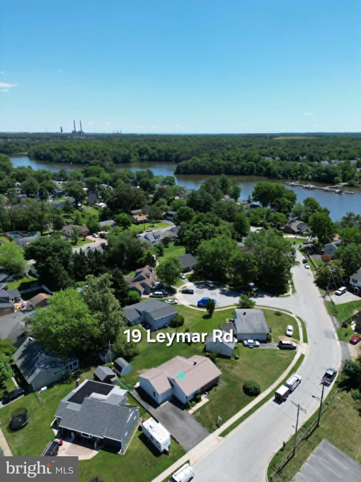 COUNTRY CLUB ESTATES - Residential