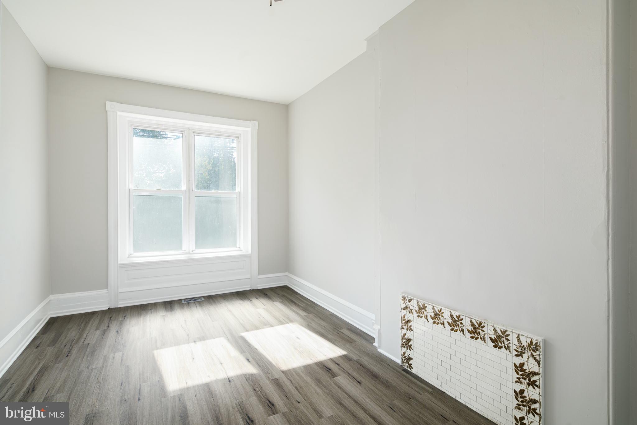 POINT BREEZE - Residential Lease