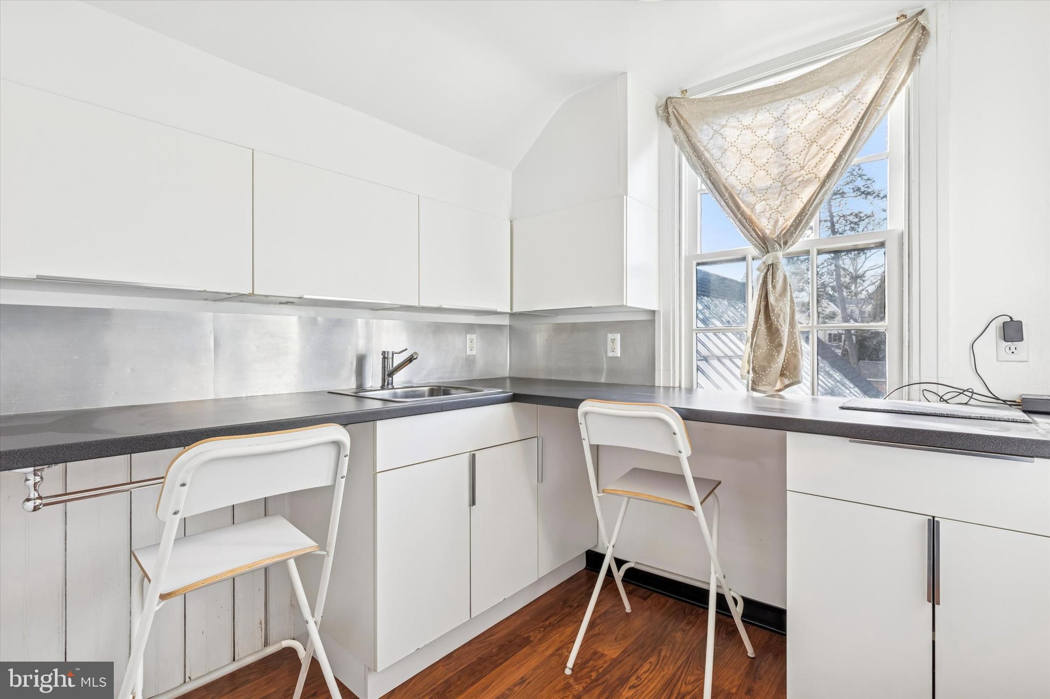 ARDMORE - Residential