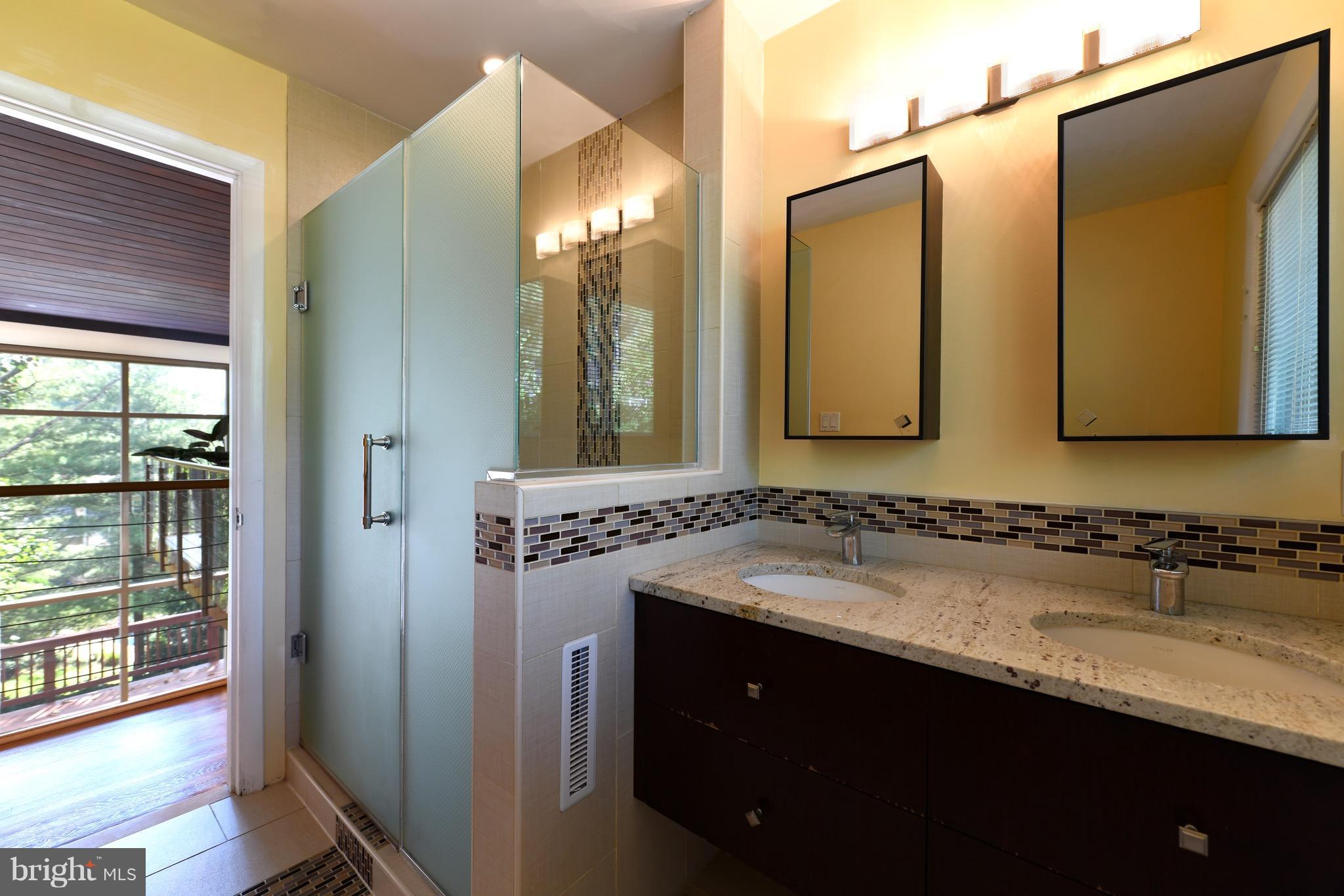 OLD GEORGETOWN ESTATES - Residential Lease