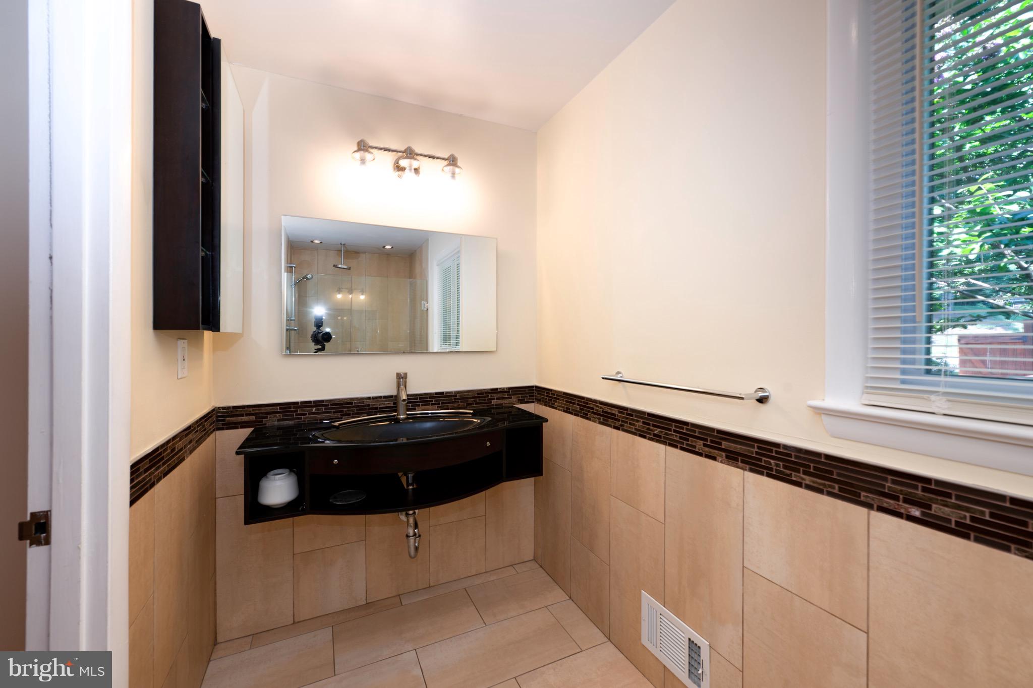 OLD GEORGETOWN ESTATES - Residential Lease