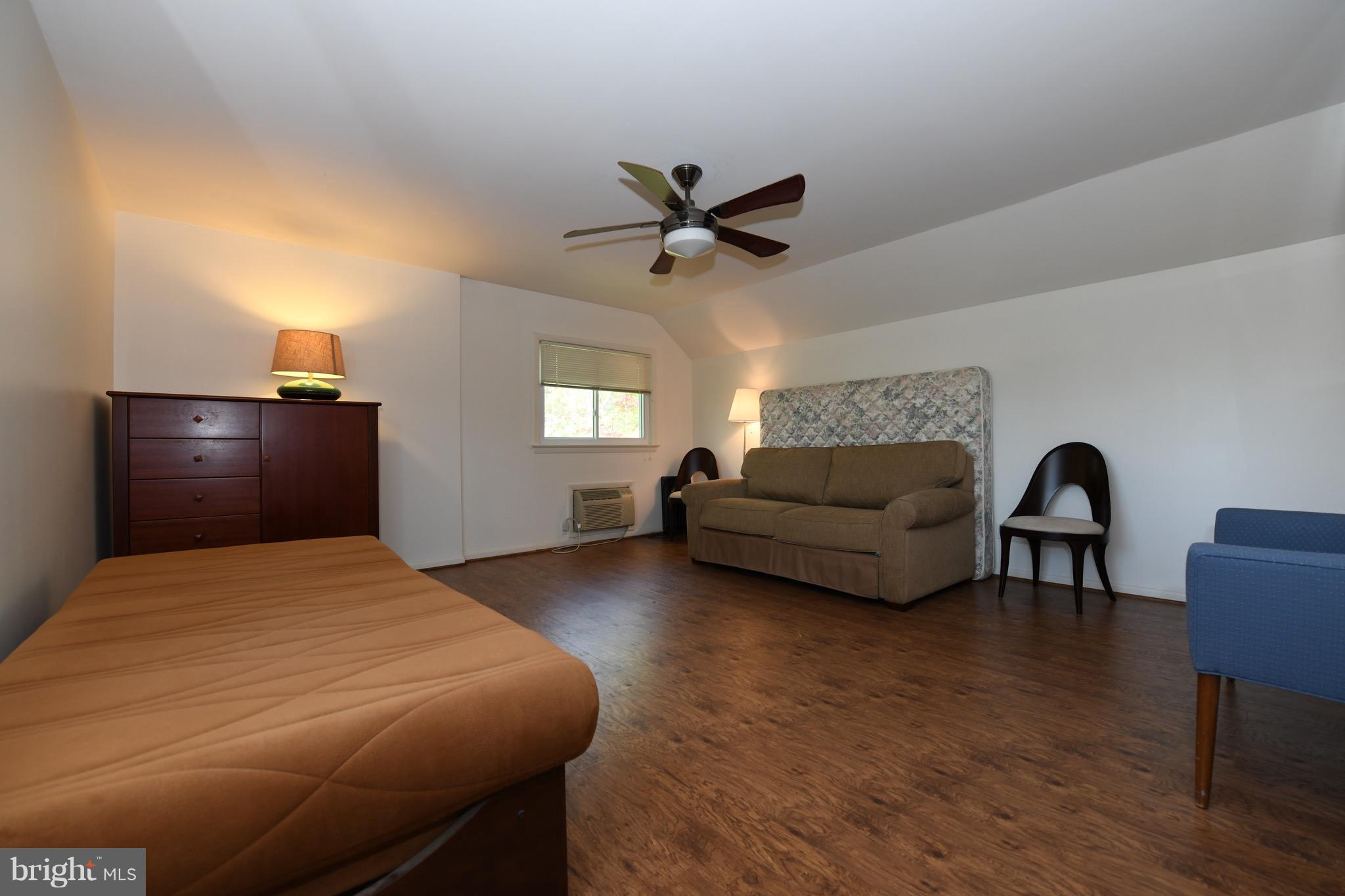 OLD GEORGETOWN ESTATES - Residential Lease