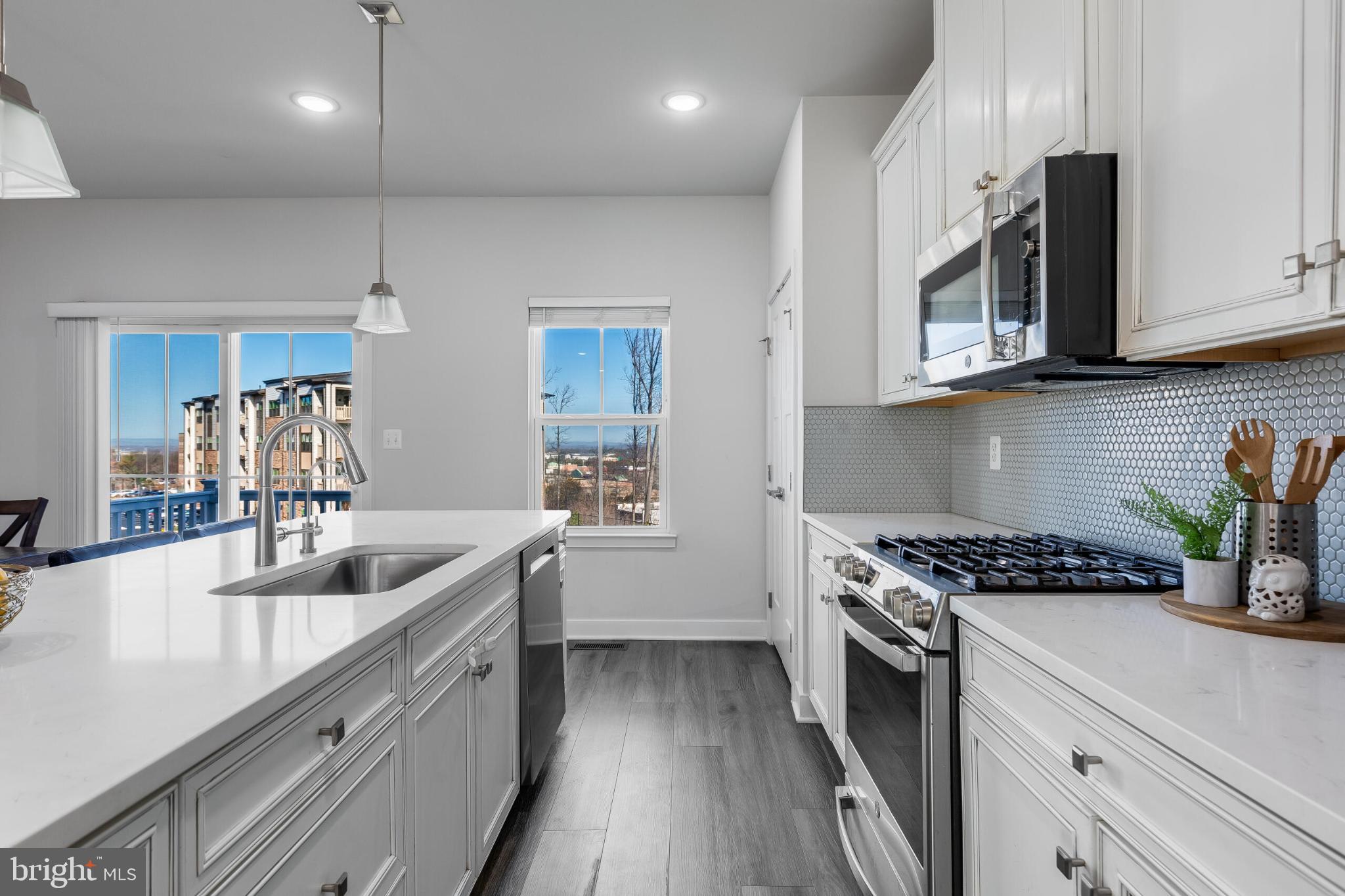 CASCADES - Residential