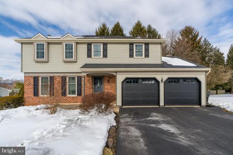 39 EASTBROOKE DRIVE EPHRATA PA 17522