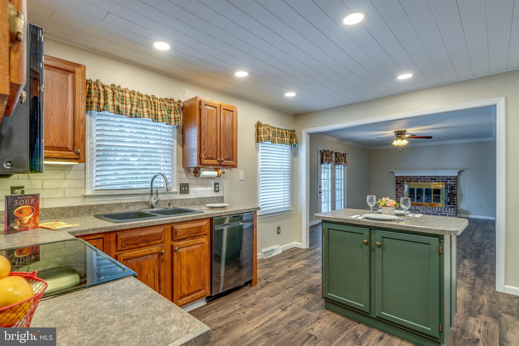 EASTBROOKE - Residential