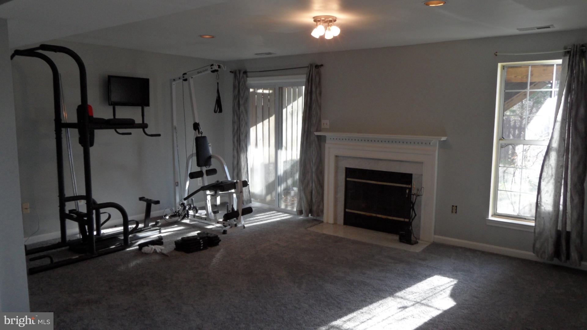 SILVER HILL FARM - Residential Lease