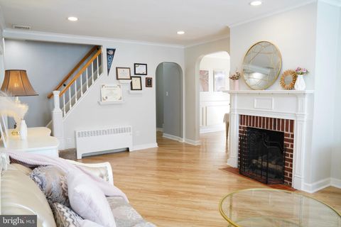 Photo of 17 Davis Avenue, BROOMALL, PA 19008 (MLS # PADE2108540)