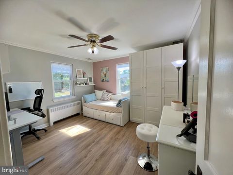 Tiny photo for 17 Davis Avenue, BROOMALL, PA 19008 (MLS # PADE2108540)