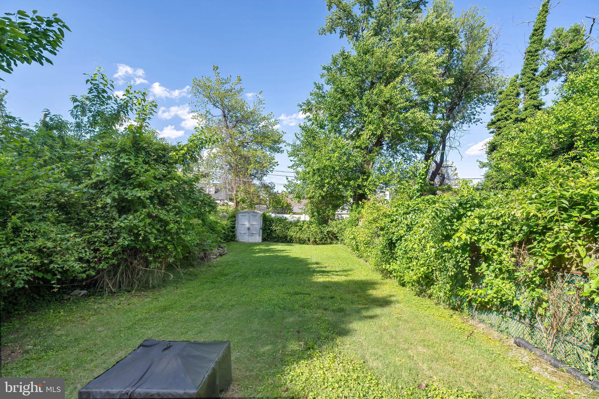 SHADY OAKS - Residential Lease