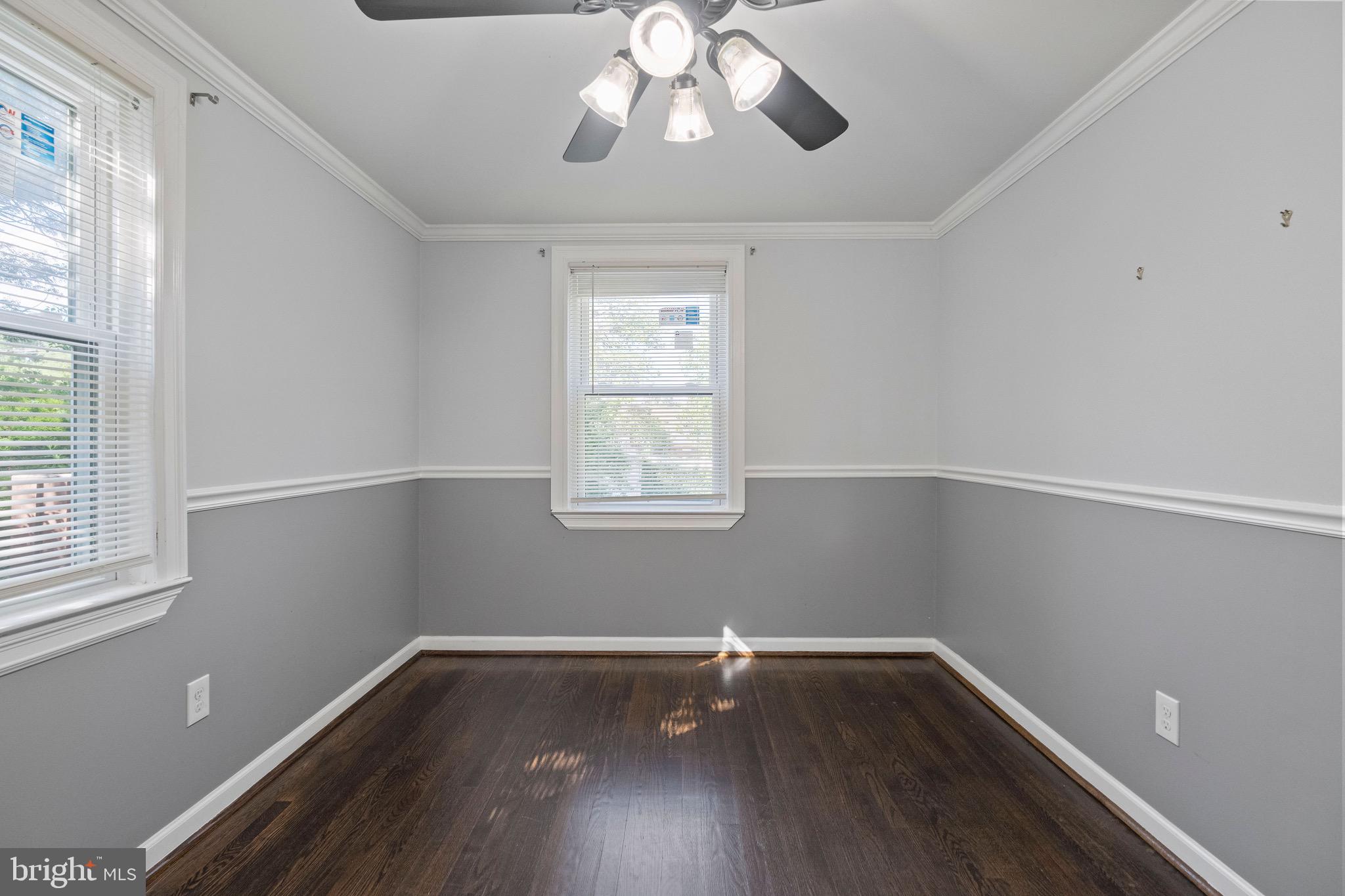 SHADY OAKS - Residential Lease