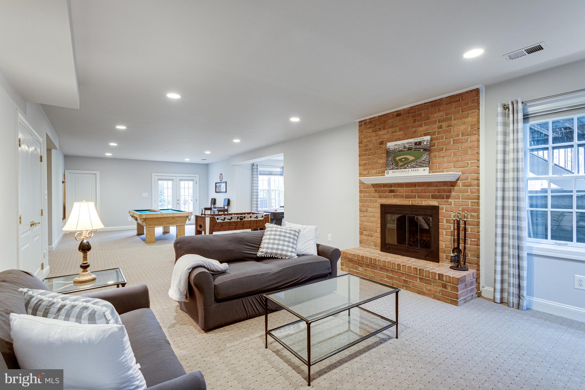 DEEP GLEN - Residential