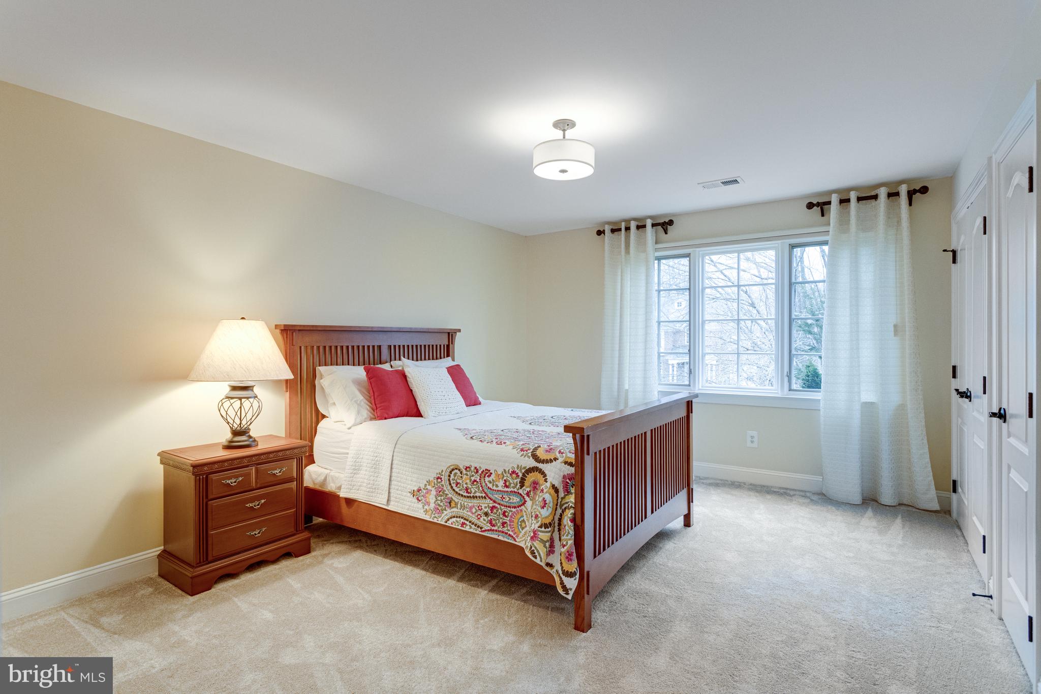 DEEP GLEN - Residential