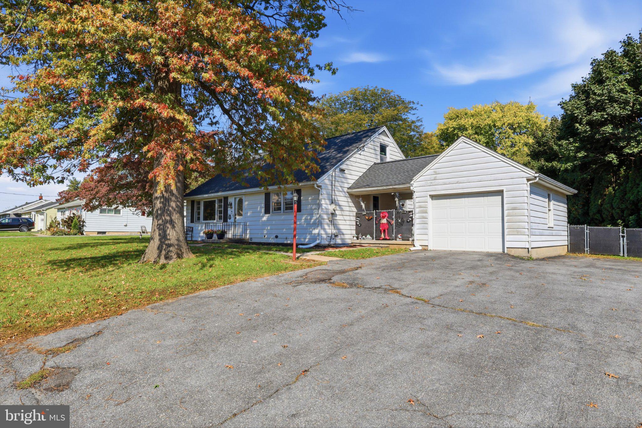 129 E HARRISBURG AVENUE