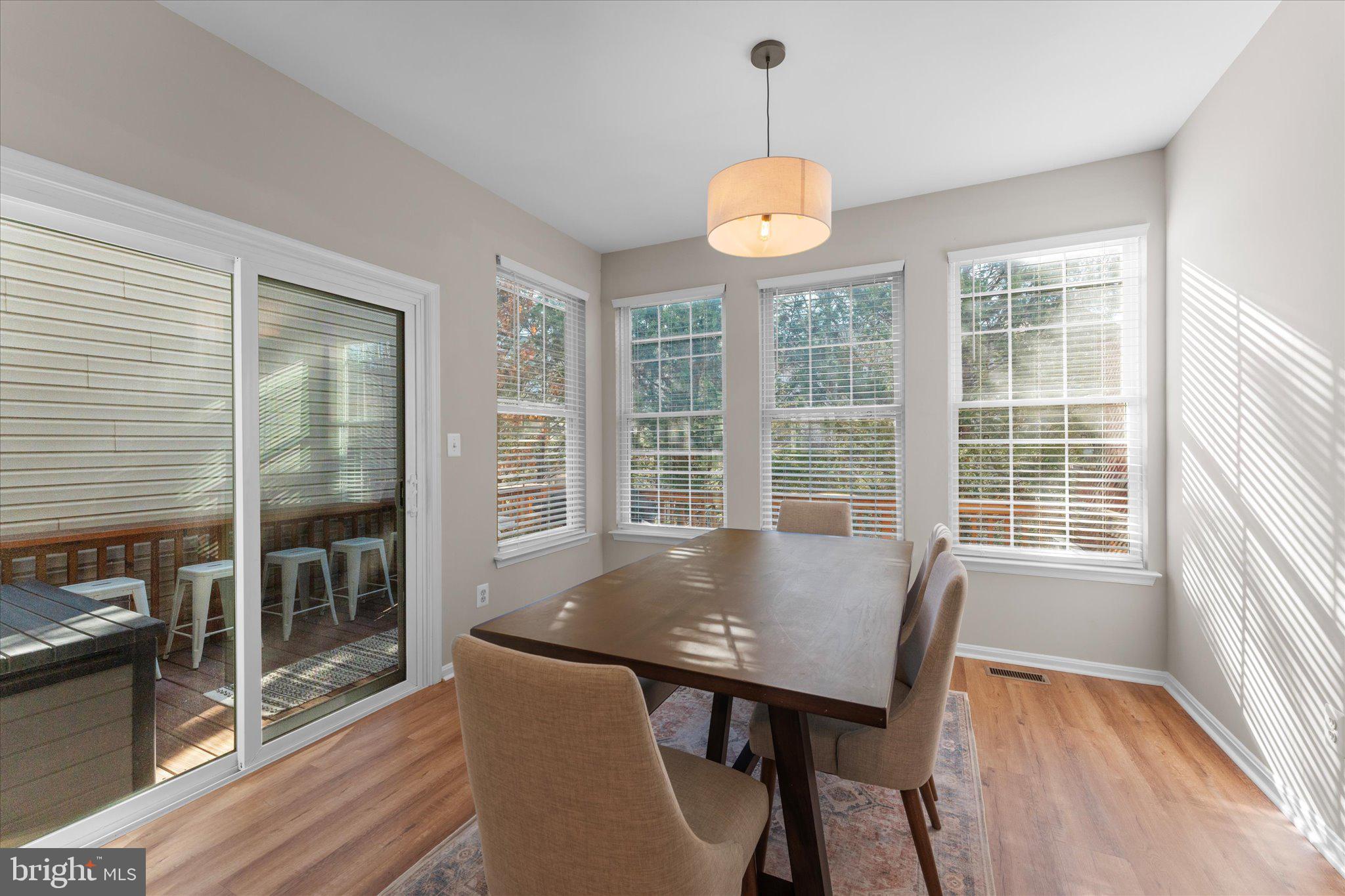 ASHBURN FARM - Residential