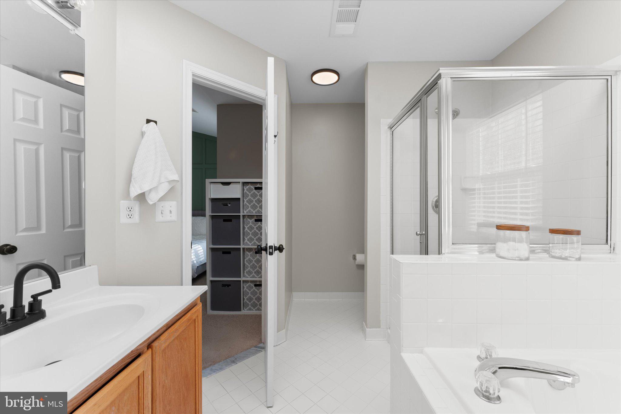 ASHBURN FARM - Residential