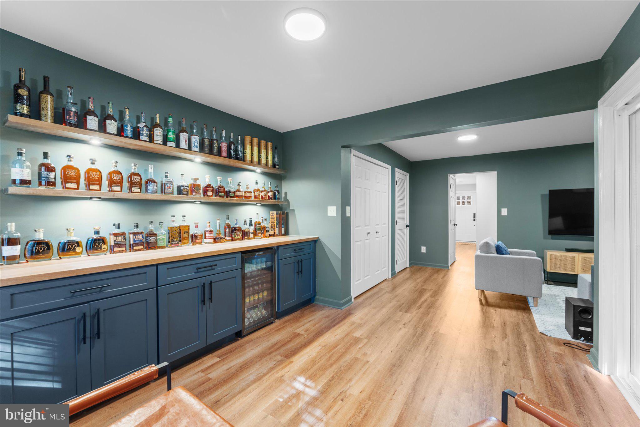 ASHBURN FARM - Residential