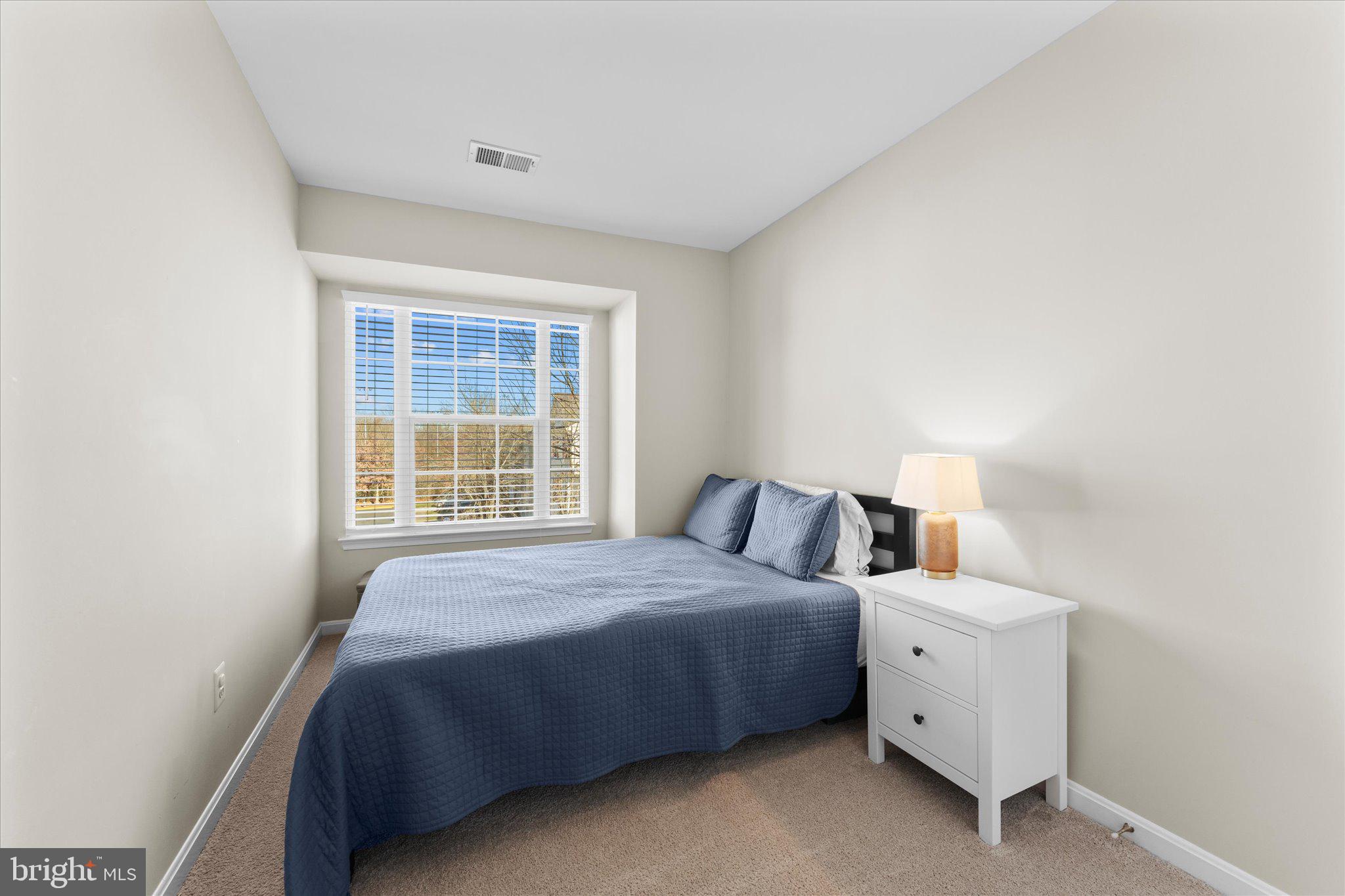 ASHBURN FARM - Residential