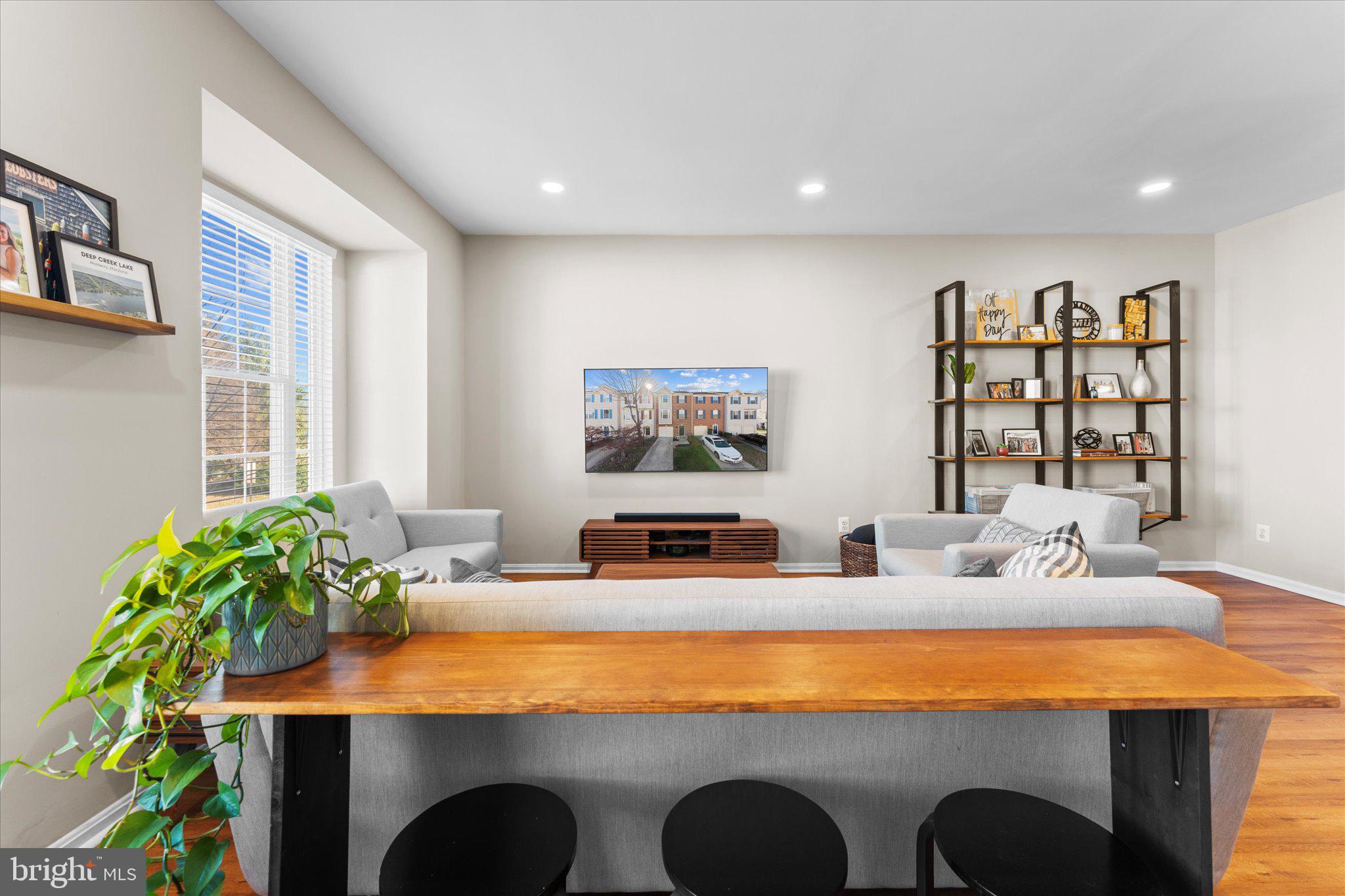 ASHBURN FARM - Residential