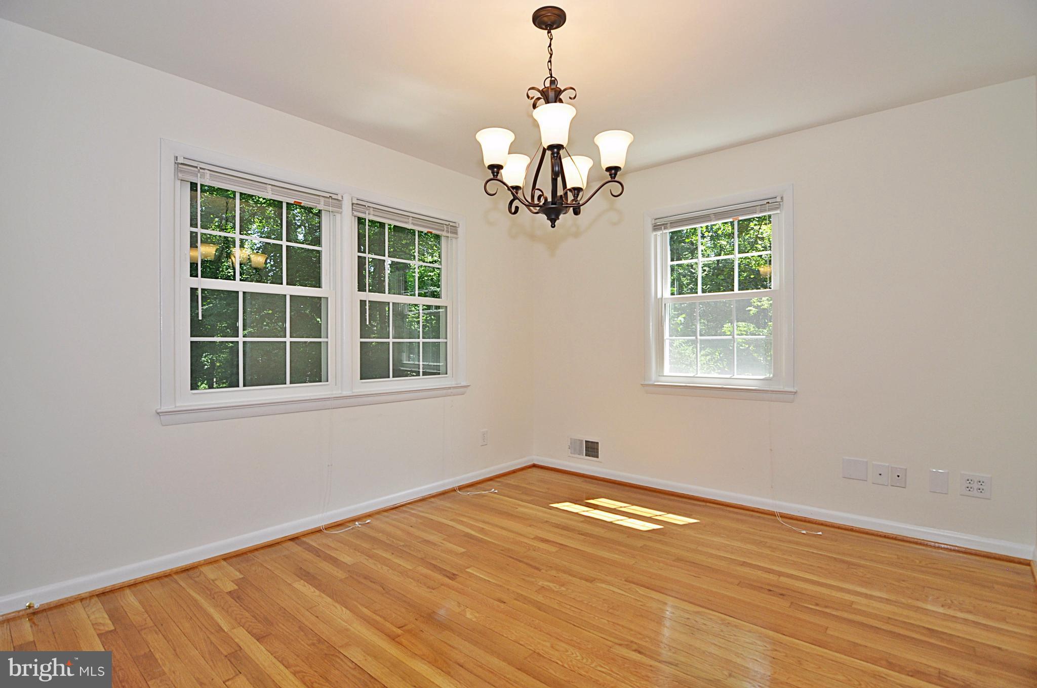 SLEEPY HOLLOW PARK - Residential Lease