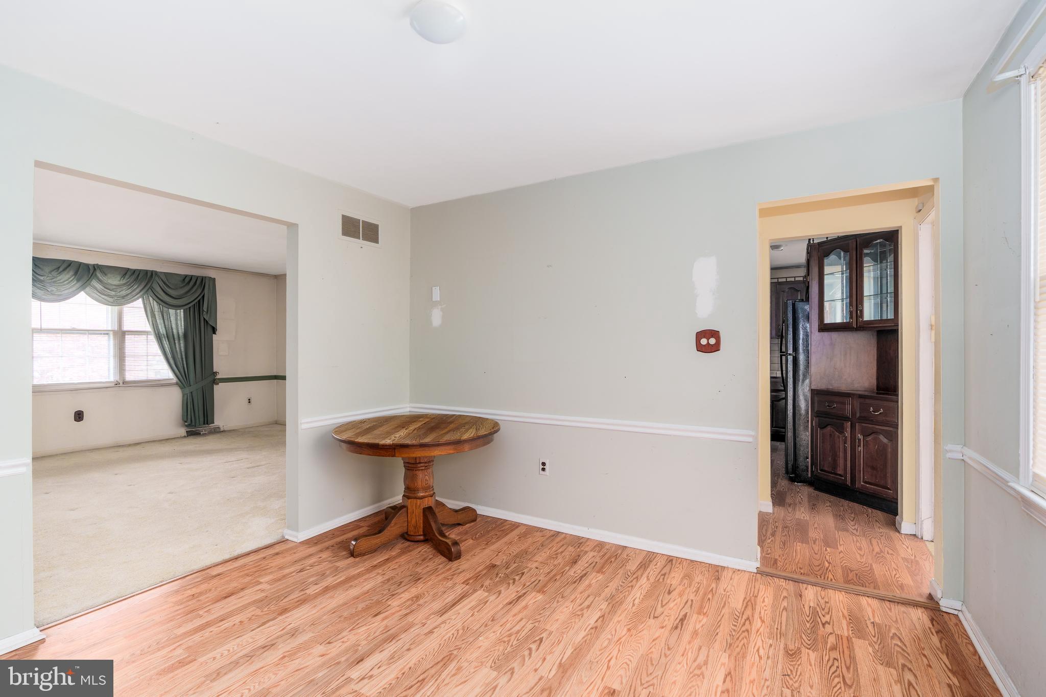 THOMSON ESTATES - Residential