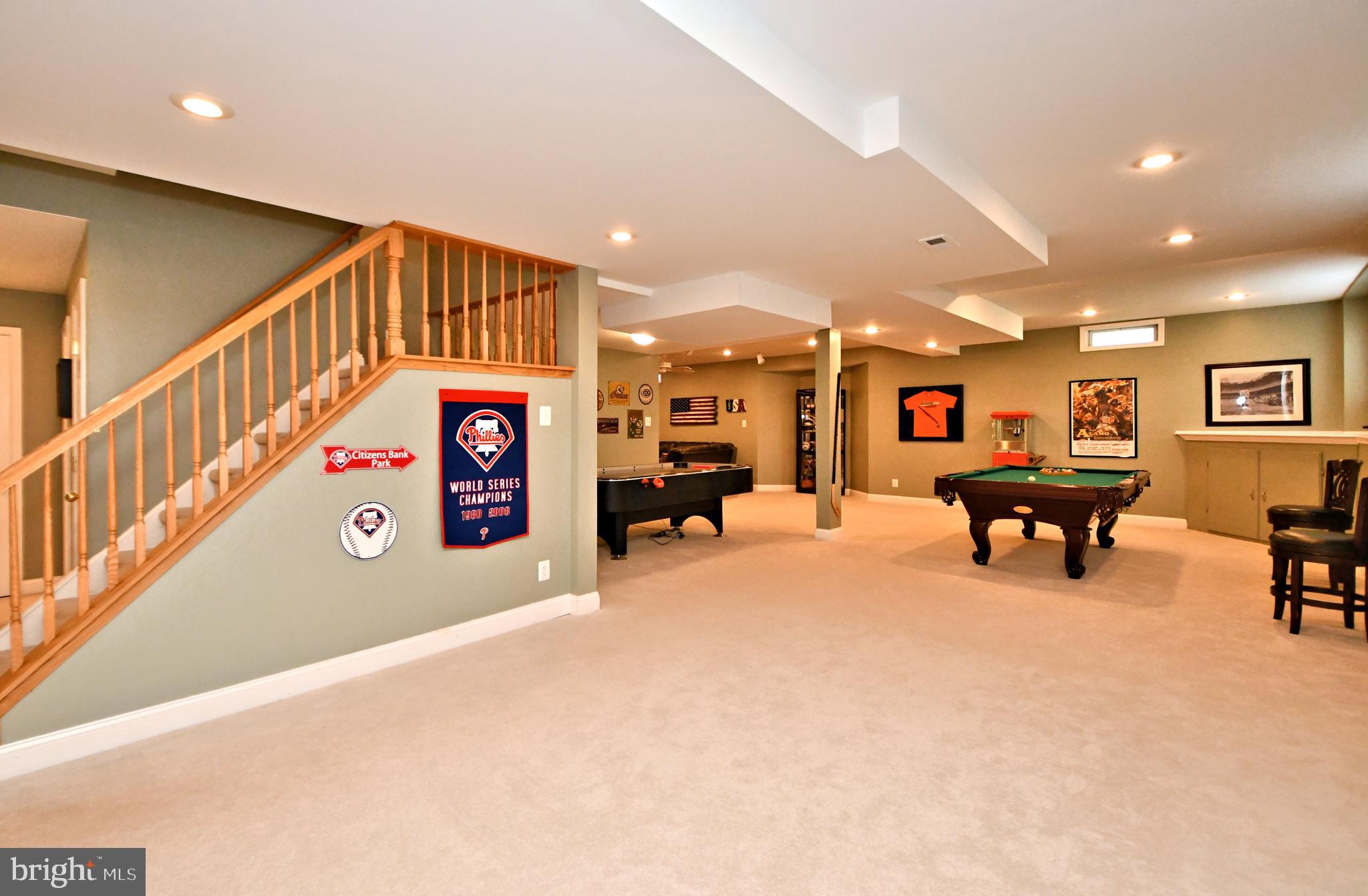 HORSHAM CHASE - Residential