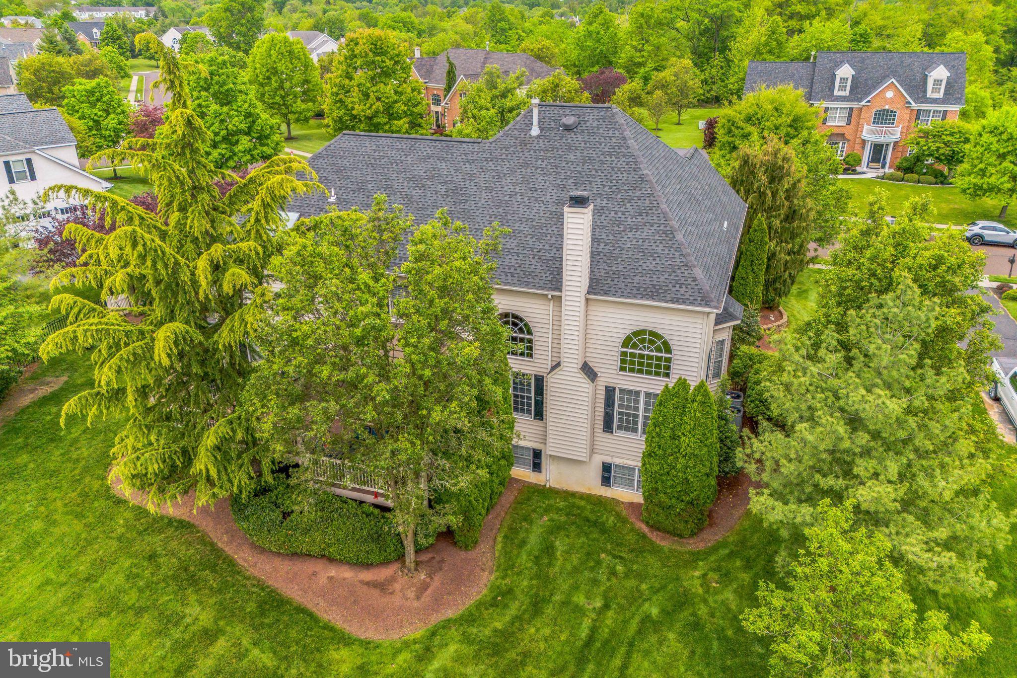 HORSHAM CHASE - Residential