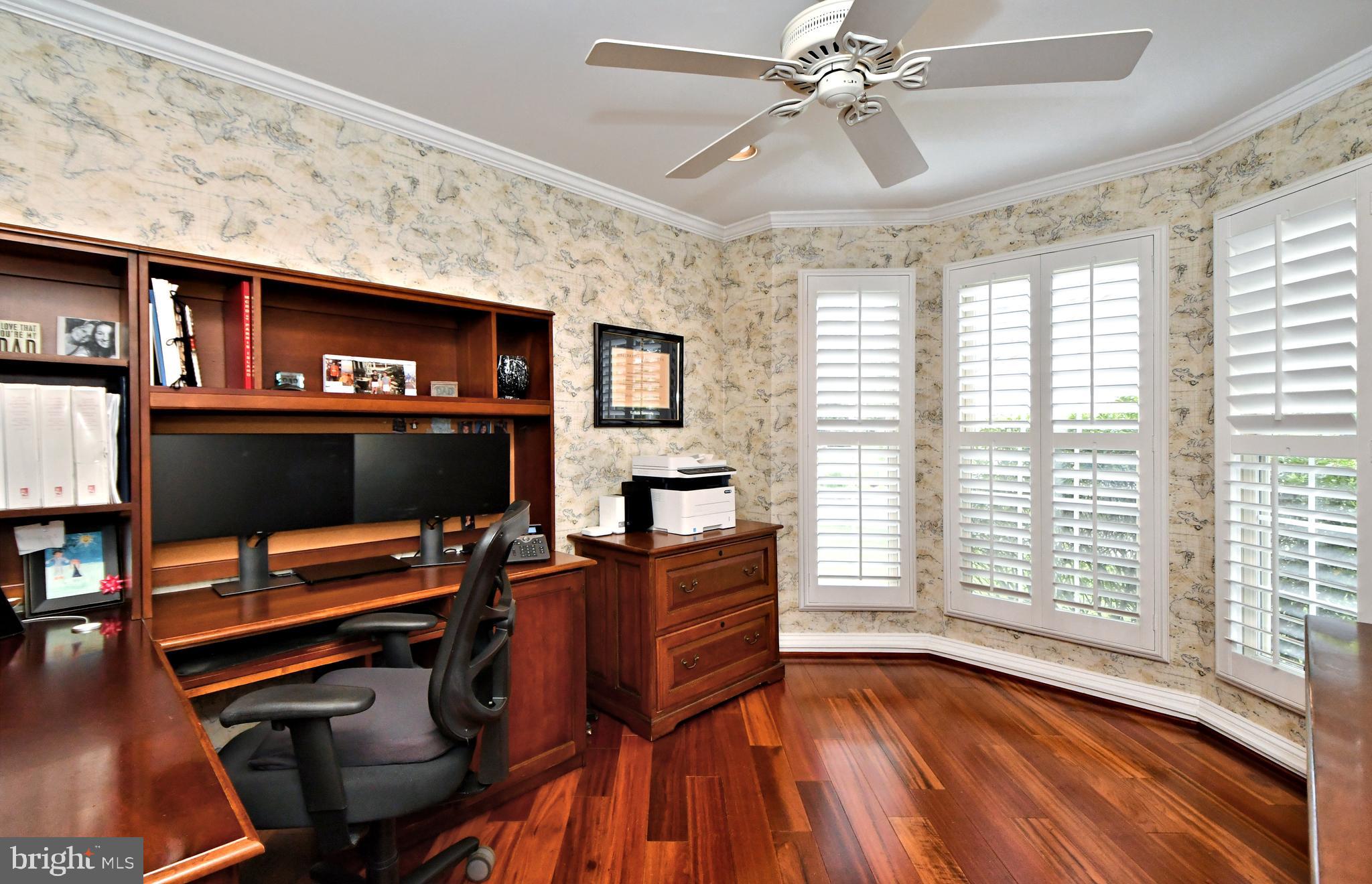 HORSHAM CHASE - Residential