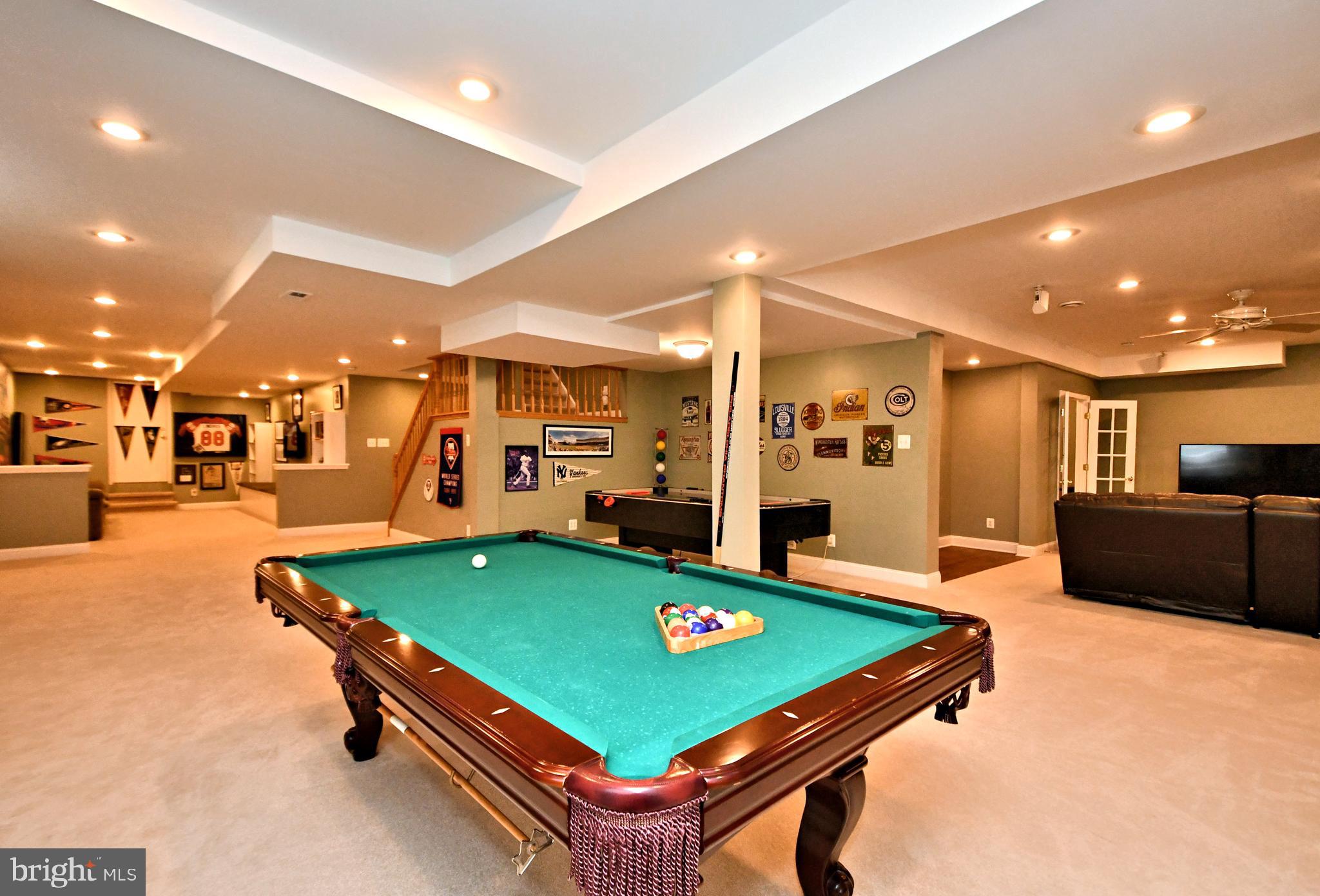 HORSHAM CHASE - Residential